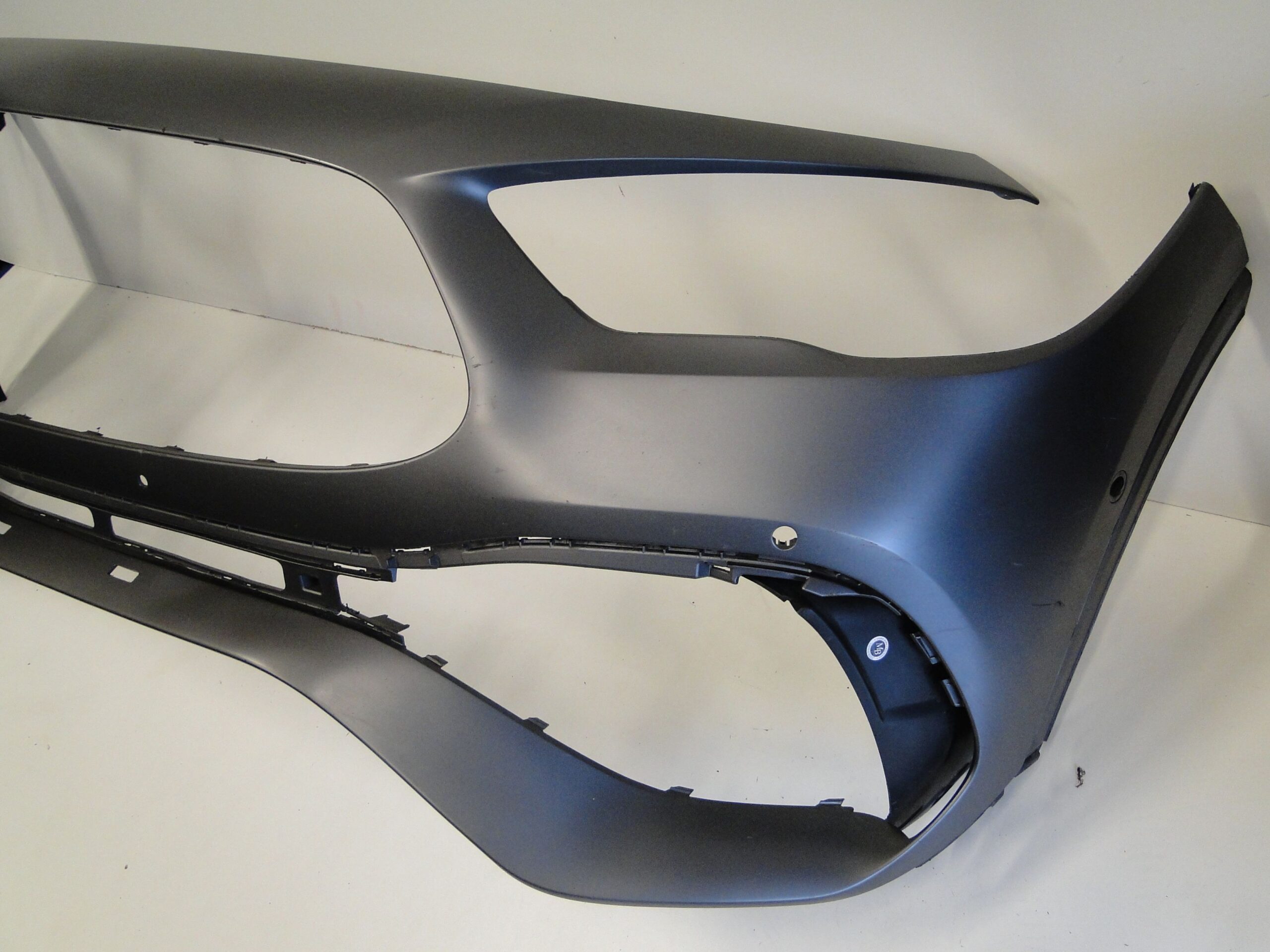 MERCEDES ZDERZAK PRZEDNI 35 AMG NA CZUJNIKI PTS GLA H247 247 PRZED LIFTEM - obrazek 9