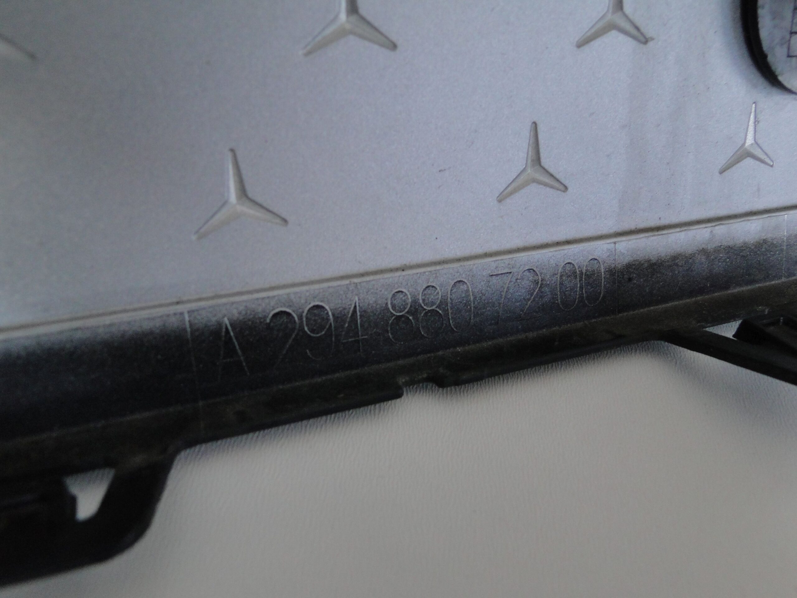 MERCEDES GRILL ATRAPA W ZDERZAK PRZEDNI KAMERA EQE 294 X294 SUV - obrazek 14