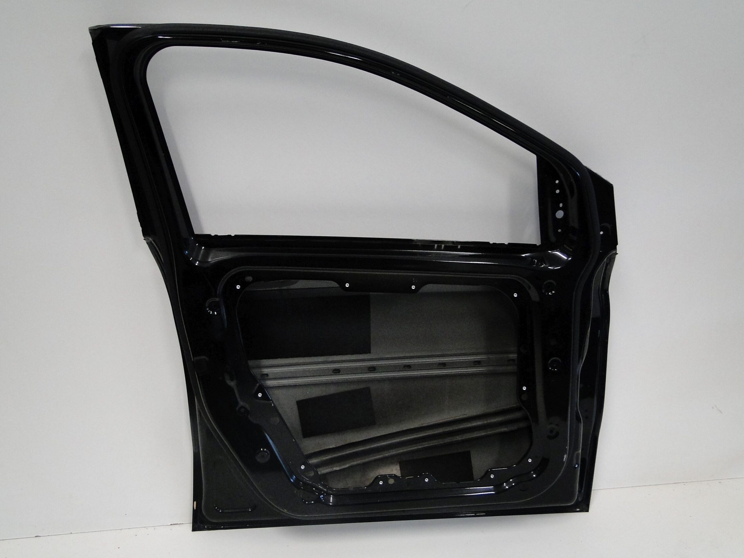 MERCEDES DRZWI PRZEDNIE LEWE CZARNE B KLASA 246 W246 LIFT - obrazek 6