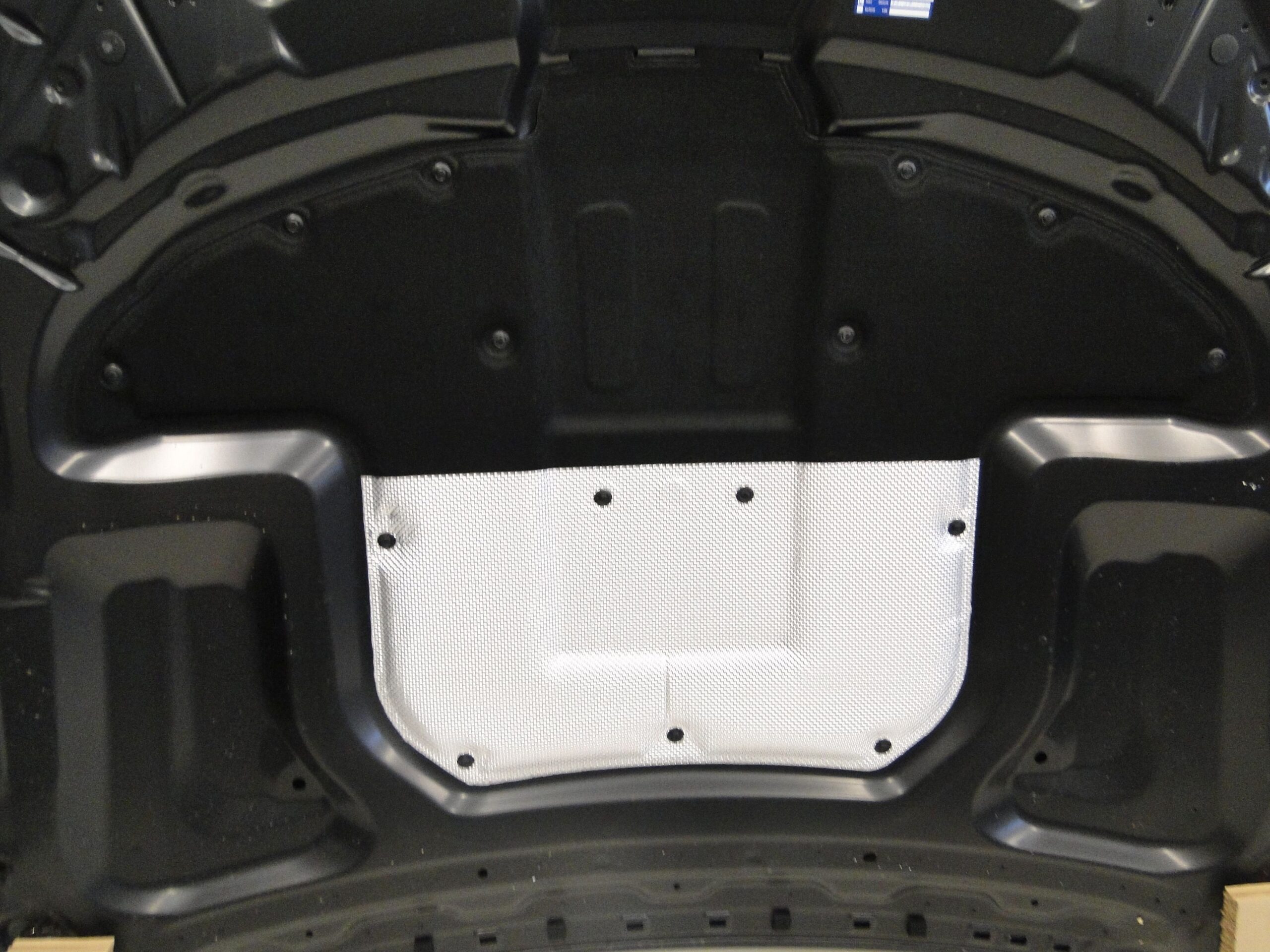 MERCEDES MASKA POKRYWA SILNIKA 63 AMG 818 SZARA C KLASA 205 W205 S205 C205 A205 - obrazek 12