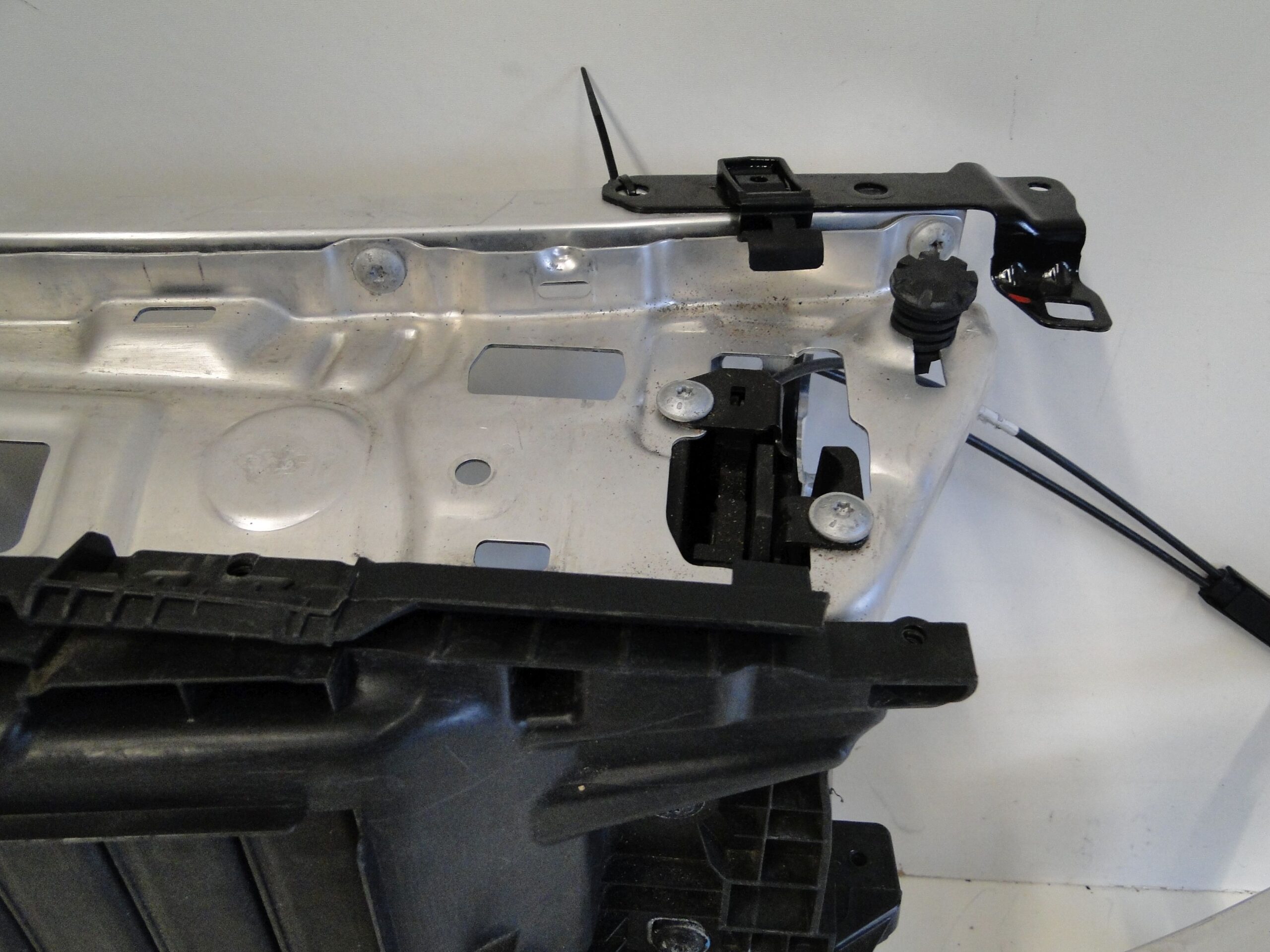 MERCEDES PAS PRZEDNI CZOŁOWY WZMOCNIENIE KOMPLET C KLASA 206 W206 S206 - obrazek 6