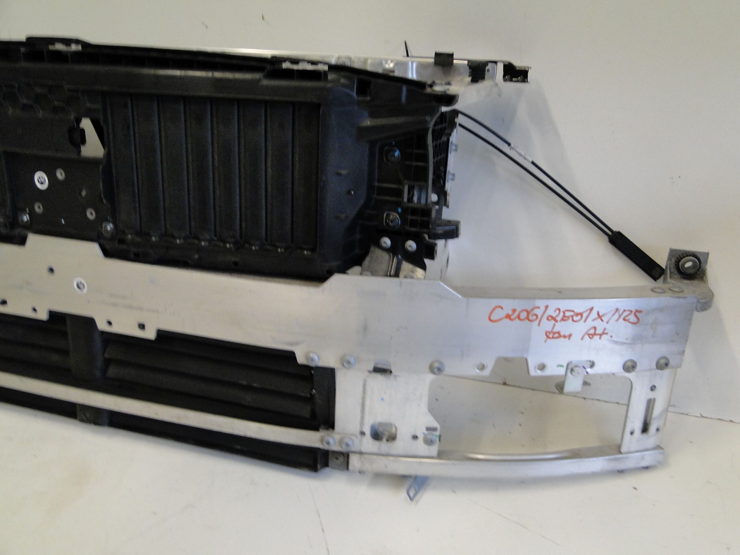 MERCEDES PAS PRZEDNI CZOŁOWY WZMOCNIENIE KOMPLET C KLASA 206 W206 S206 - obrazek 9