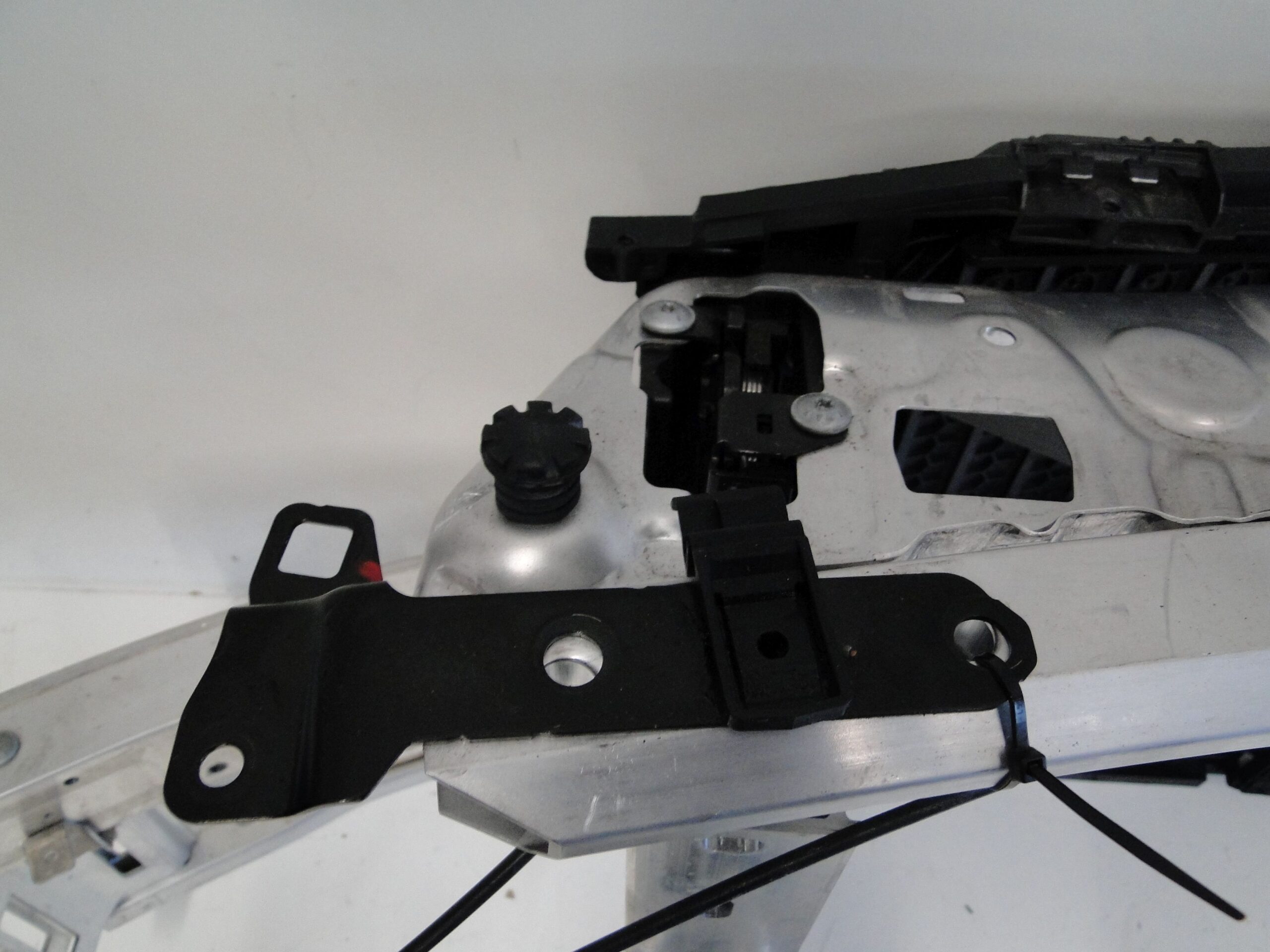 MERCEDES PAS PRZEDNI CZOŁOWY WZMOCNIENIE KOMPLET C KLASA 206 W206 S206 - obrazek 11