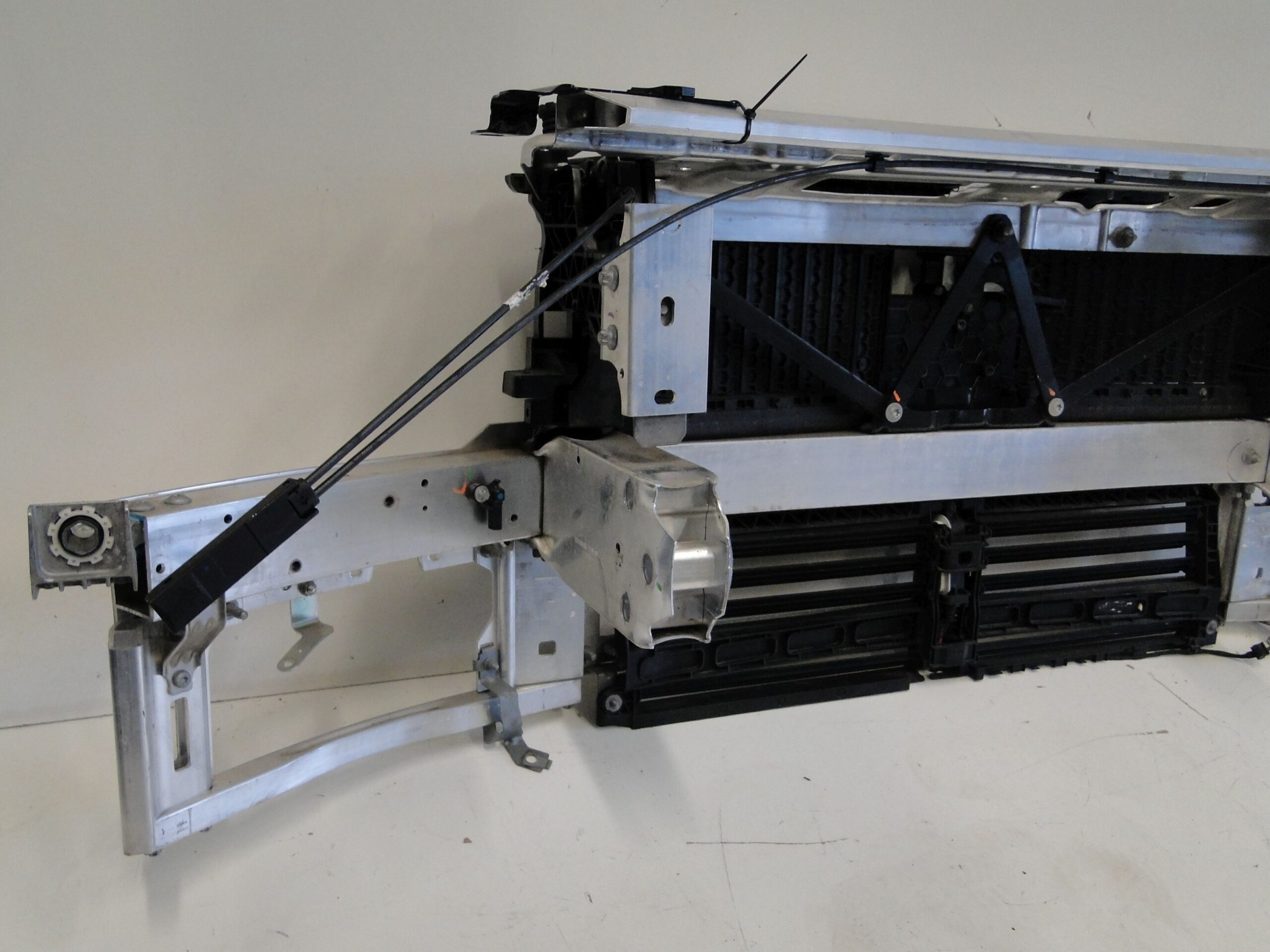 MERCEDES PAS PRZEDNI CZOŁOWY WZMOCNIENIE KOMPLET C KLASA 206 W206 S206 - obrazek 15