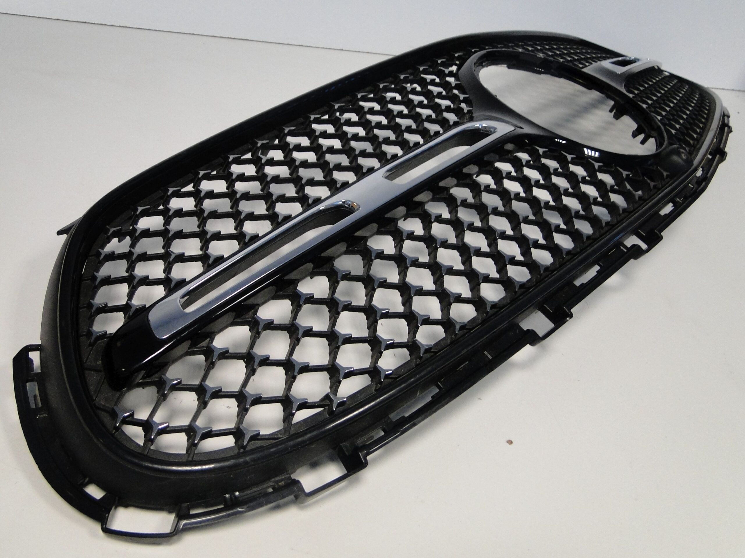 MERCEDES GRILL AMG CZARNY ATRAPA CHŁODNICY KAMERA NA KAMERĘ GLC 254 X254 C254 - obrazek 9