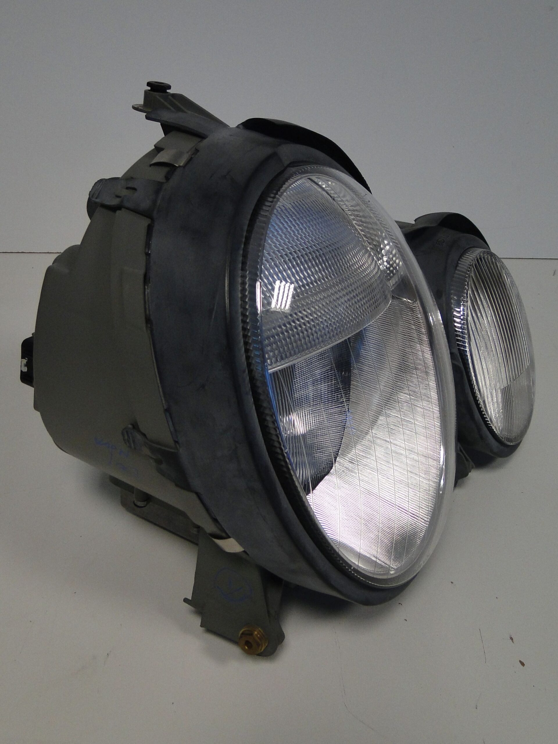 MERCEDES LAMPA PRAWA XENON KSEON PRZÓD E KLASA W210 S210 210 LIFT - obrazek 7