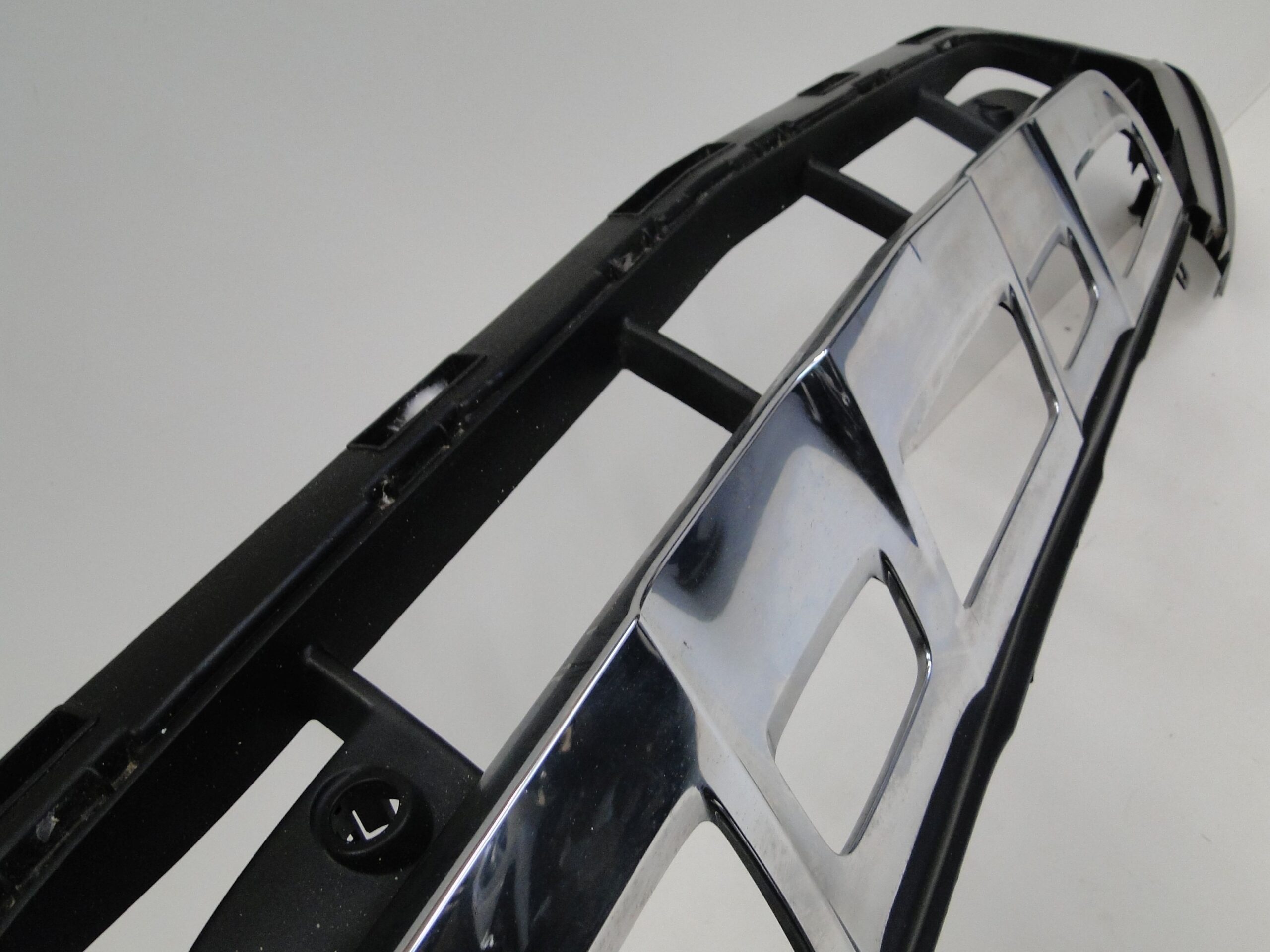 MERCEDES NAKŁADKA SPOILER CHROM W ZDERZAK PRZEDNI OFFROAD GLC 253 X253 C253 - obrazek 10