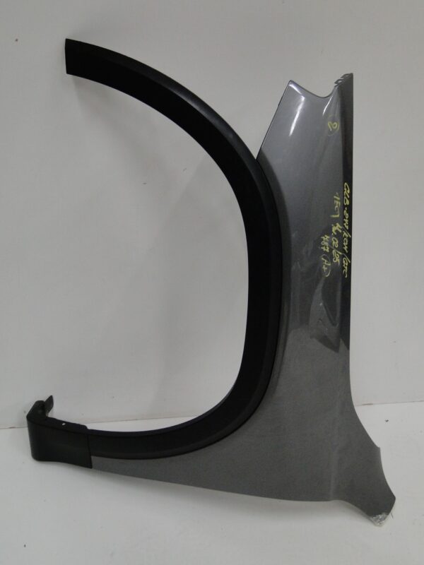 MERCEDES BŁOTNIK PRZEDNI LEWY 787 SZARY + LISTWA GLB 247 X247