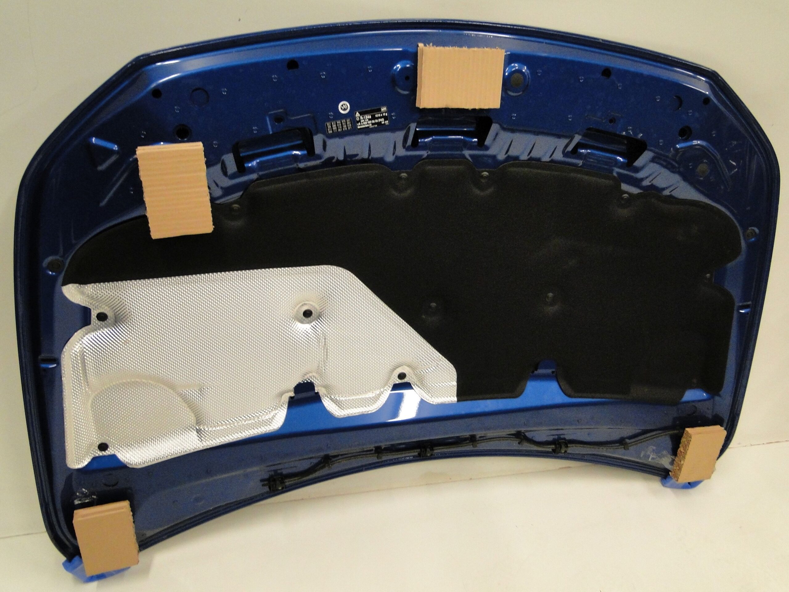 MERCEDES MASKA POKRYWA SILNIKA NIEBIESKA 970 CLA 118 C118 X118 W118 - obrazek 10