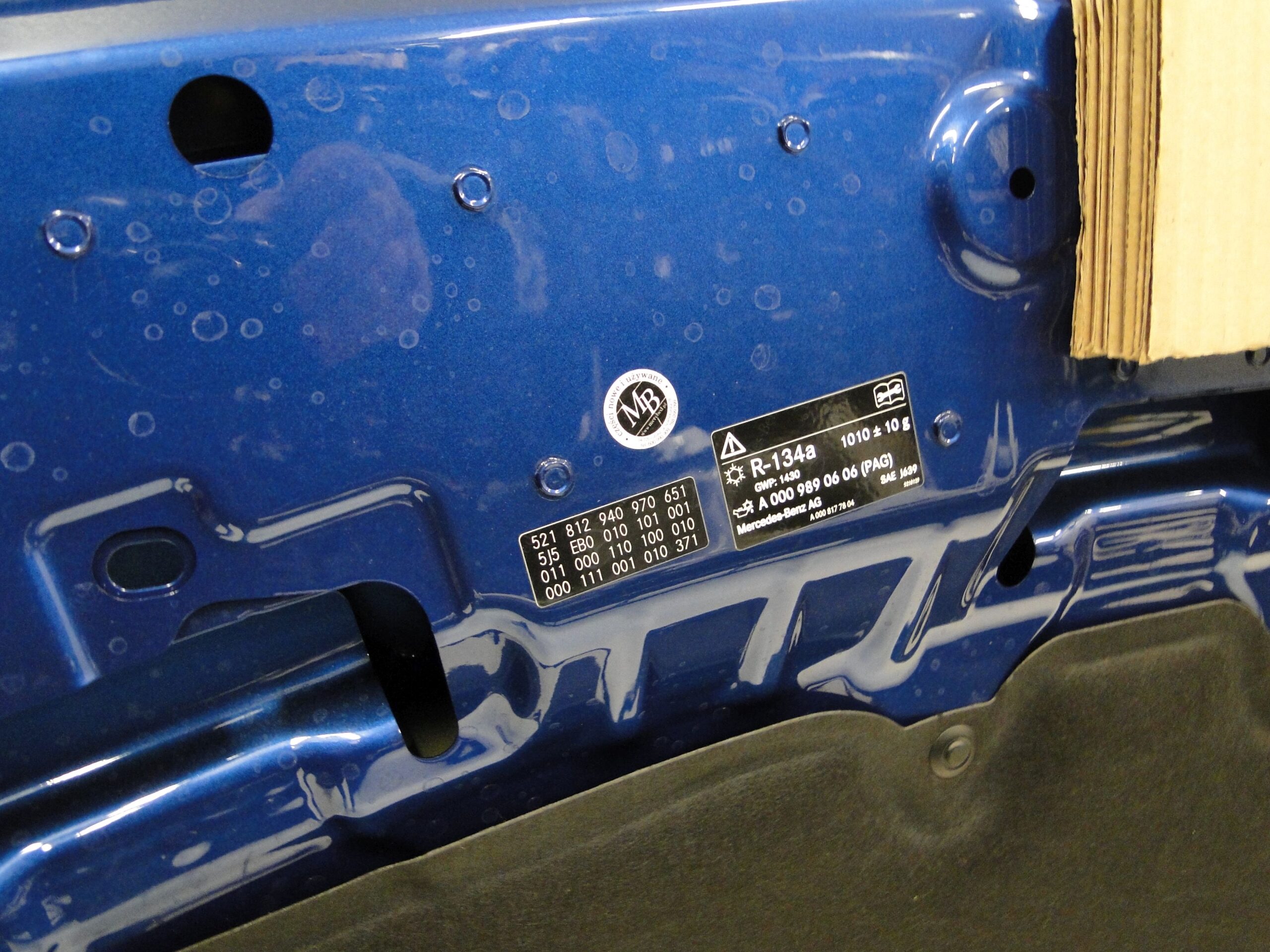 MERCEDES MASKA POKRYWA SILNIKA NIEBIESKA 970 CLA 118 C118 X118 W118 - obrazek 9