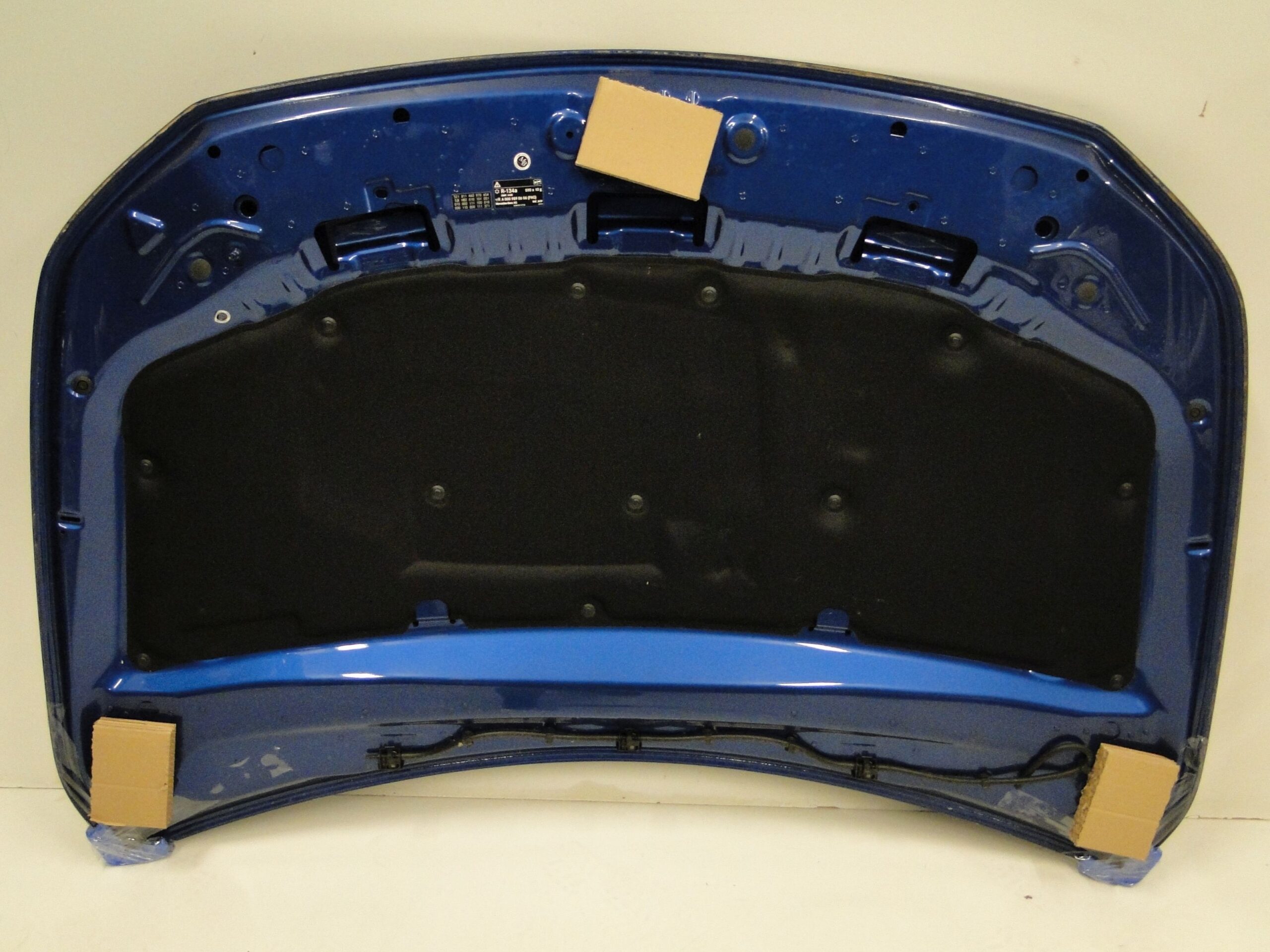 MERCEDES MASKA POKRYWA SILNIKA NIEBIESKA 970 CLA 118 C118 X118 W118 - obrazek 8