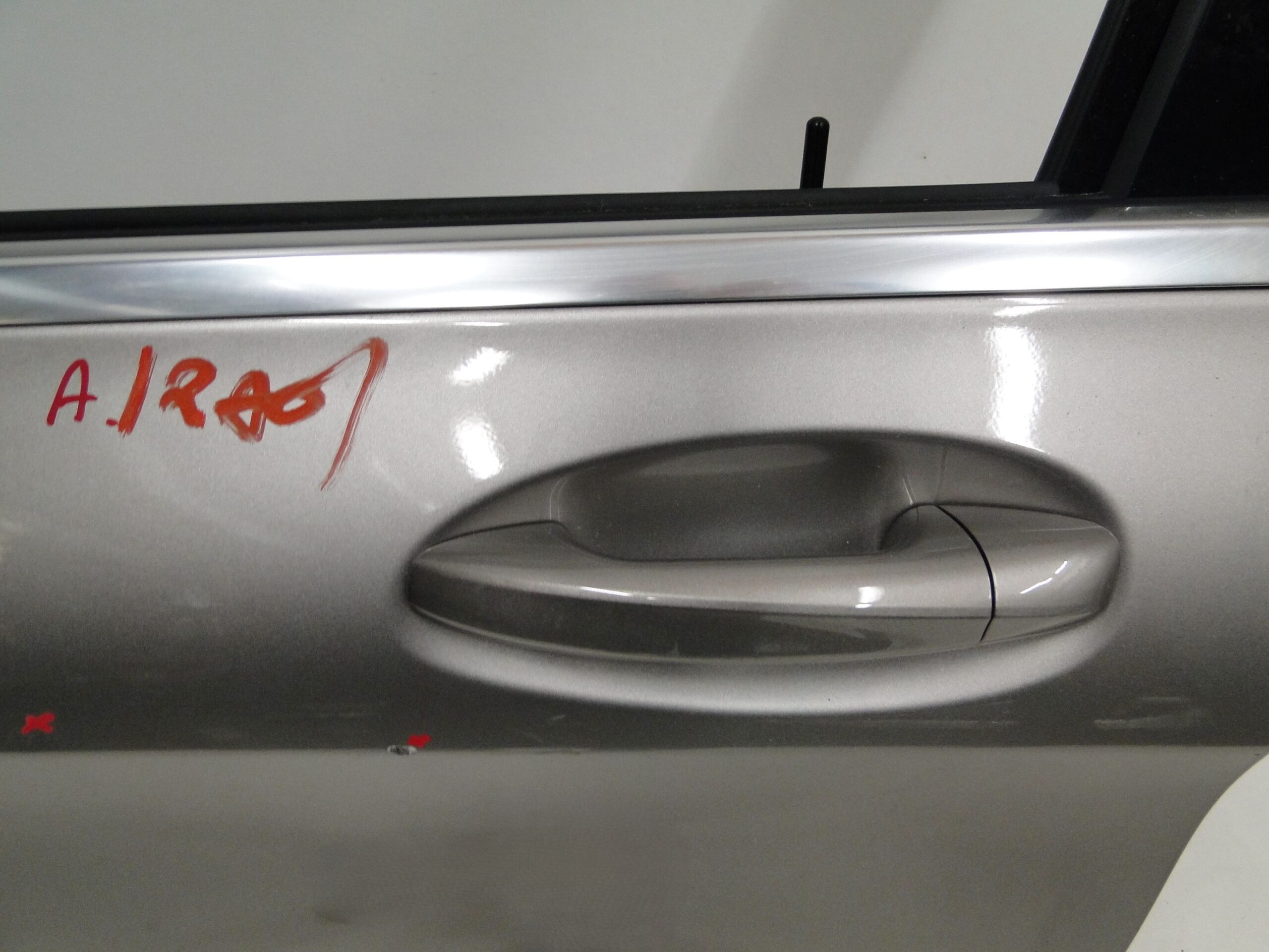 MERCEDES DRZWI LEWE PRZEDNIE SREBRNE 859 LEWY PRZÓD GLC 253 X253 SUV - obrazek 5