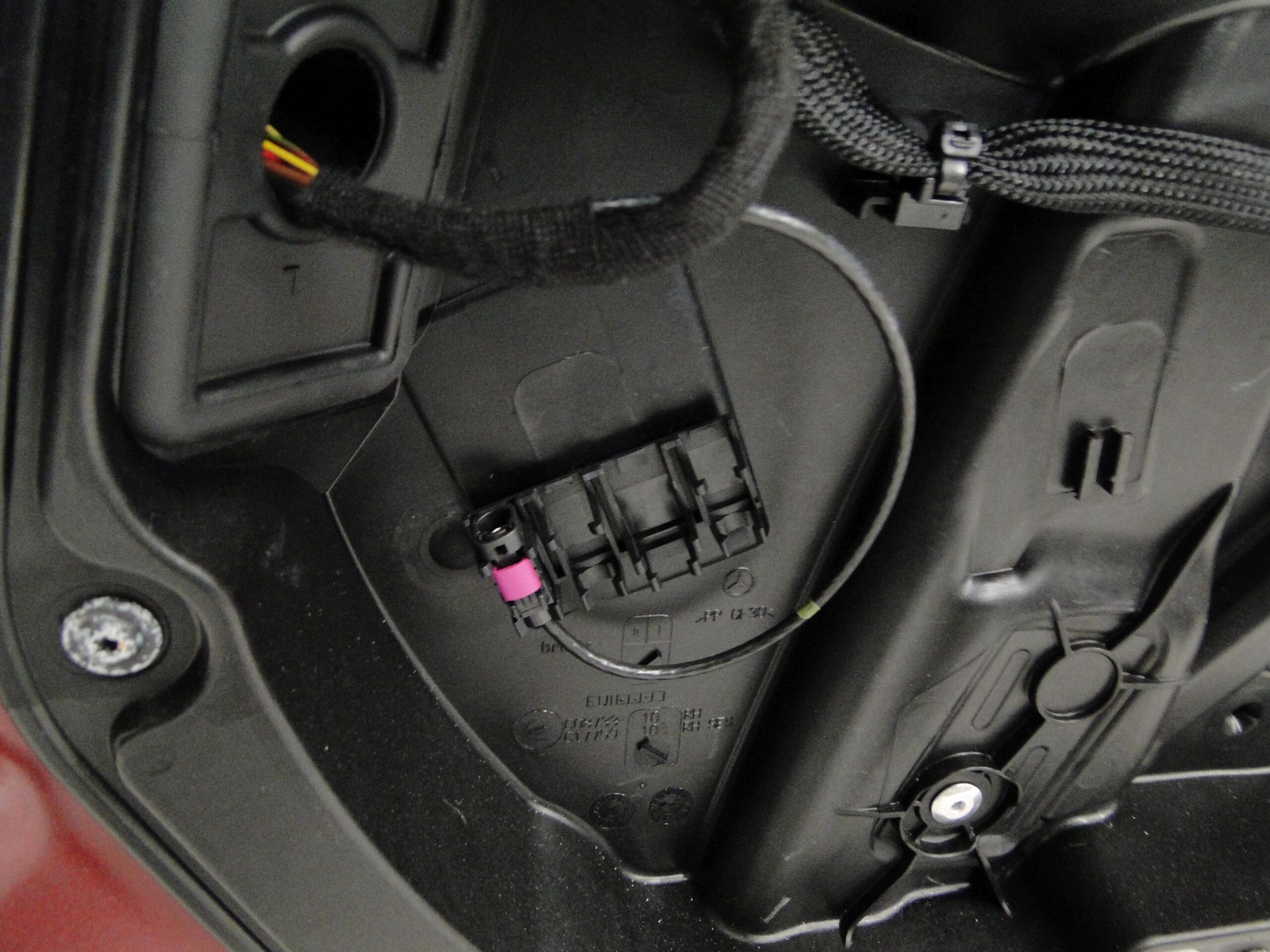 MERCEDES DRZWI PRAWE PRZEDNIE CZERWONE 996 PRAWY PRZÓD GLC 253 X253 SUV LIFT - obrazek 15