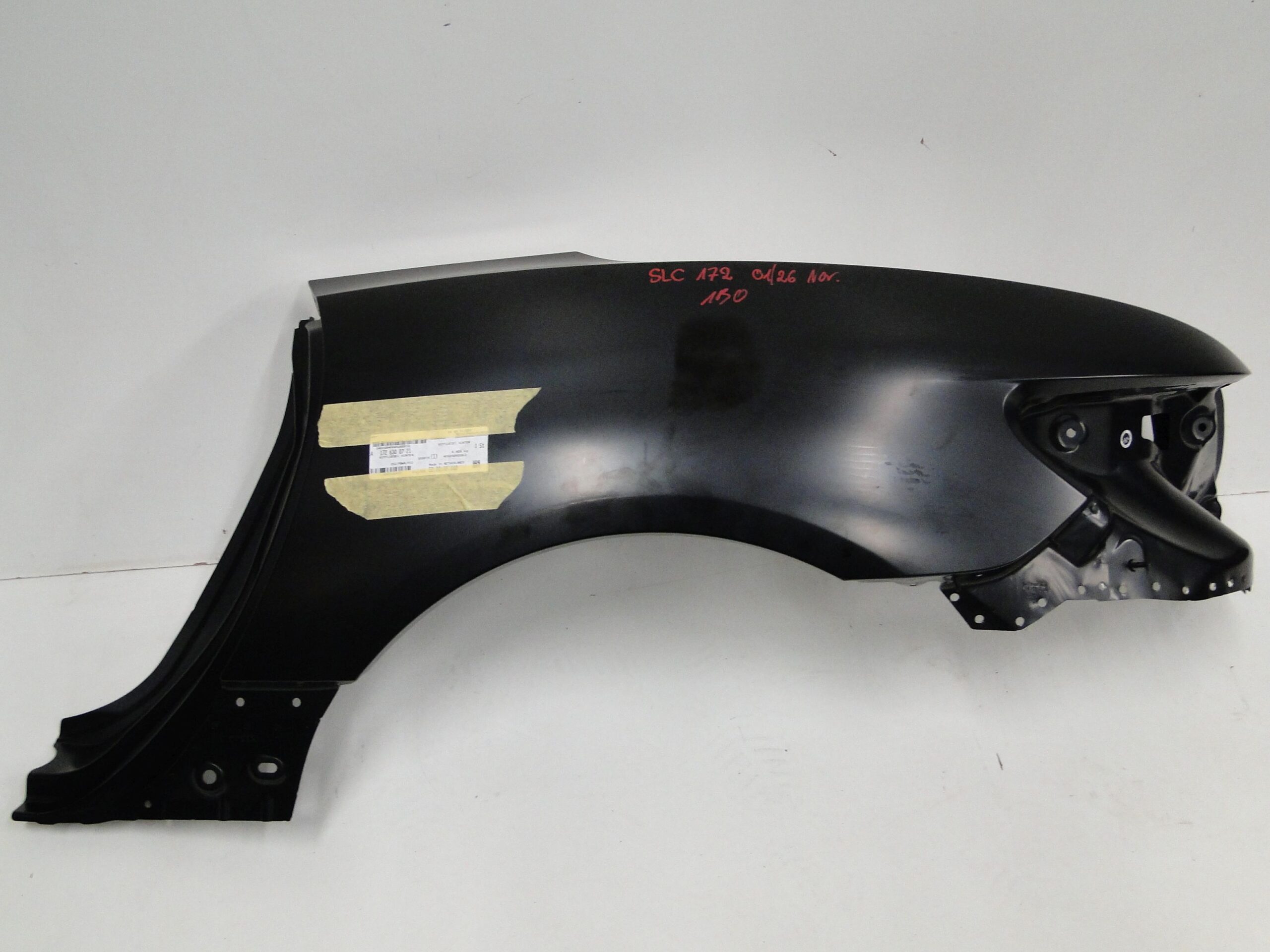 MERCEDES BŁOTNIK TYLNY LEWY TYŁ SLC 172 R172 - obrazek 2