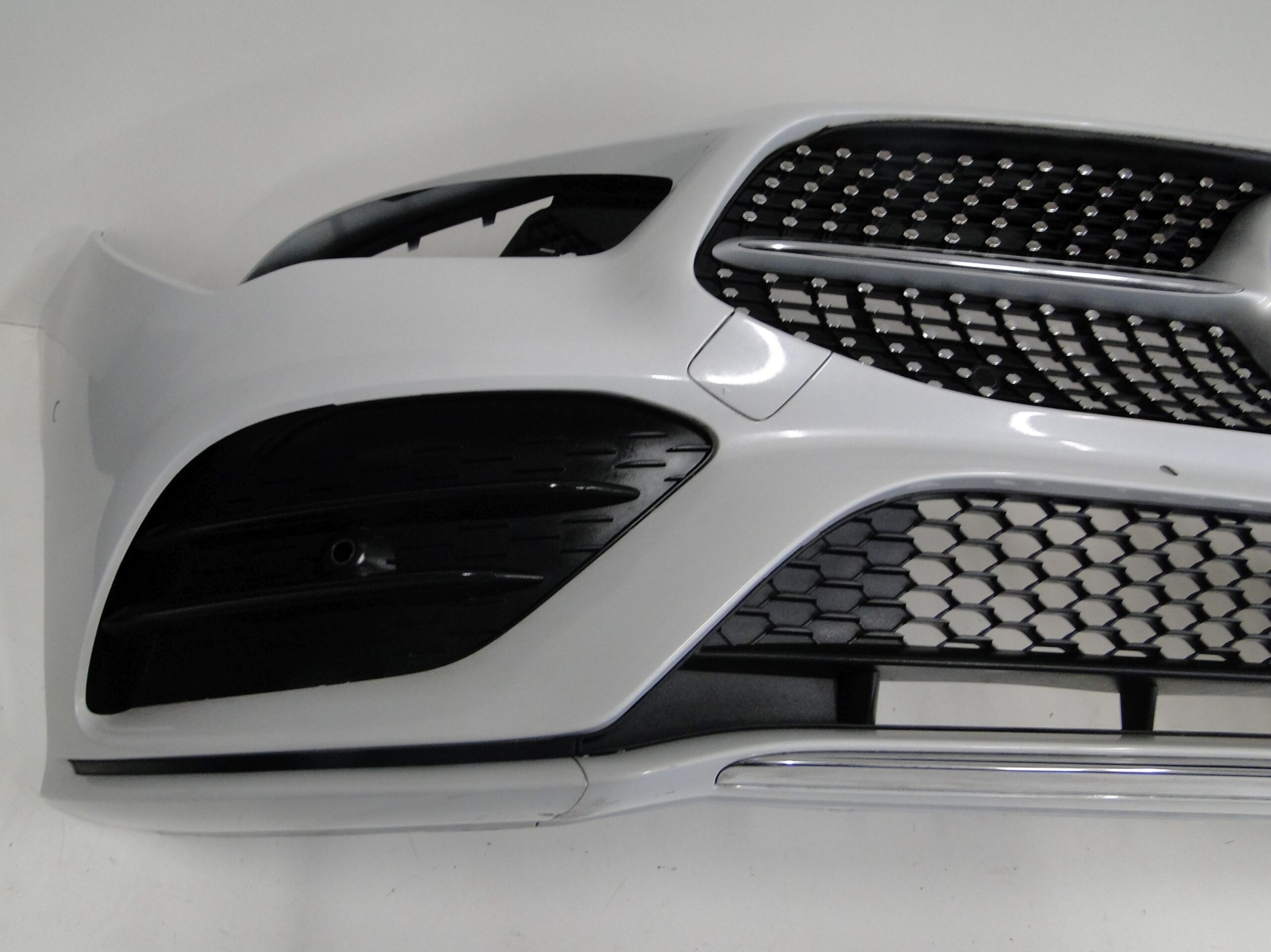 MERCEDES ZDERZAK PRZEDNI AMG PTS BIAŁY 144 CLA 118 W118 C118 X118 PRZED LIFTEM - obrazek 7