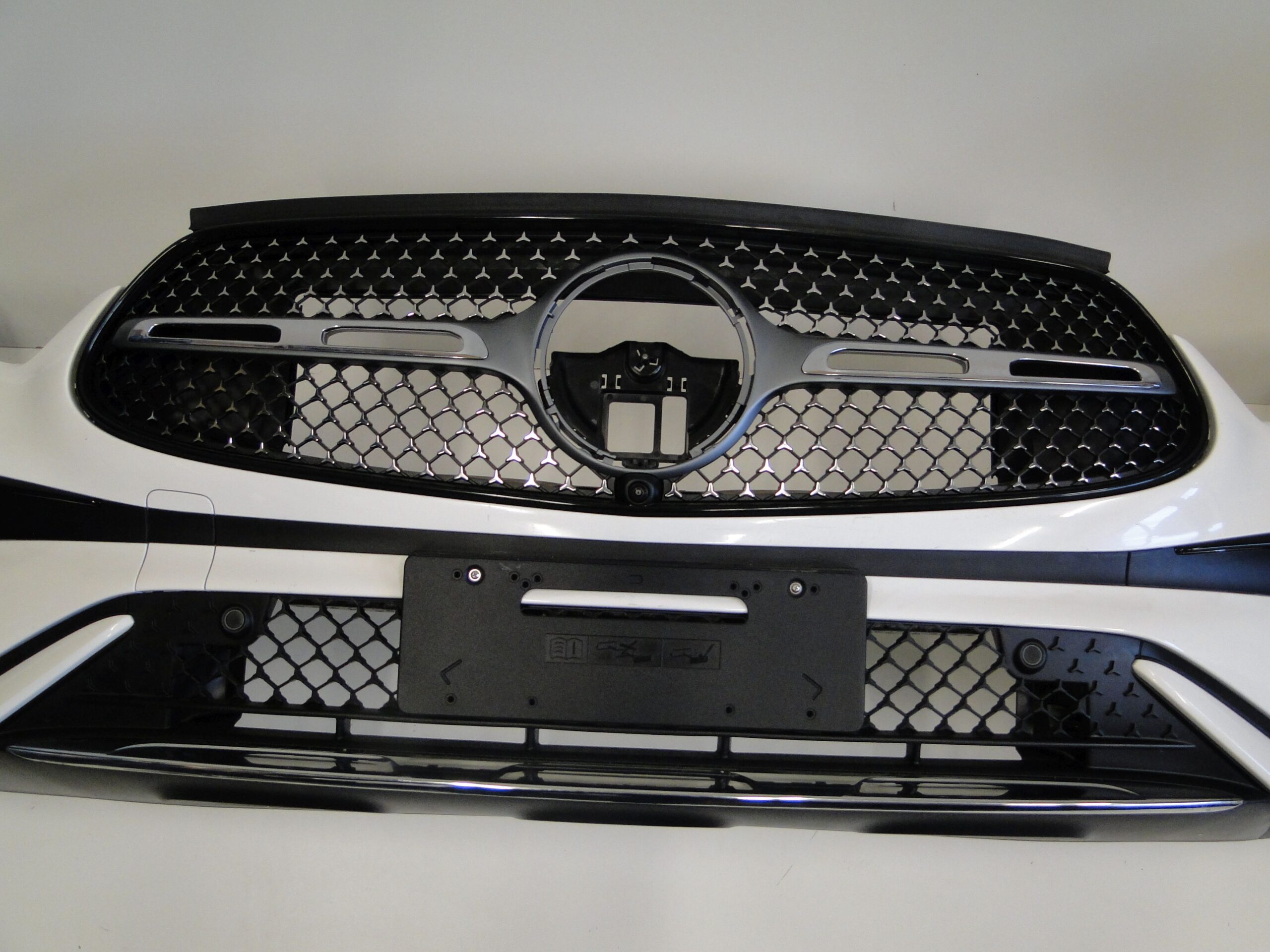 MERCEDES ZDERZAK PRZEDNI AMG NA PTS BIAŁY 149 GLC 254 X254 SUV C254 COUPE - obrazek 11