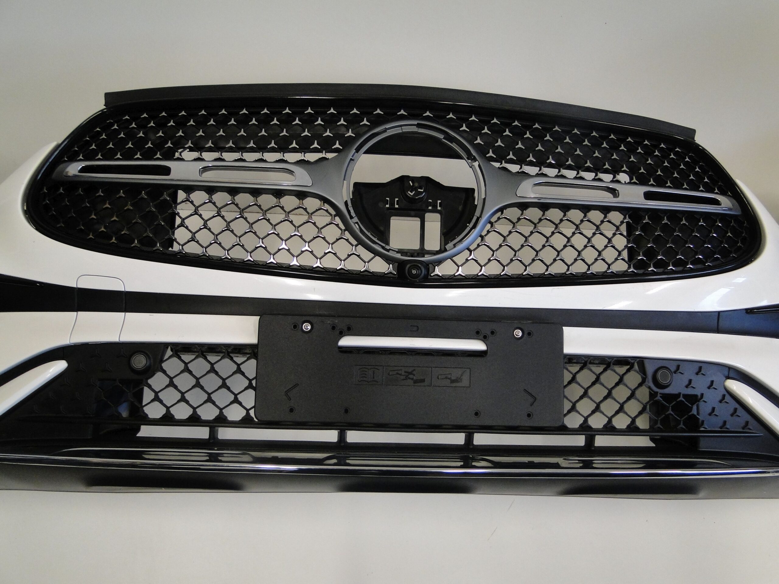 MERCEDES ZDERZAK PRZEDNI AMG NA PTS BIAŁY 149 GLC 254 X254 SUV C254 COUPE - obrazek 9