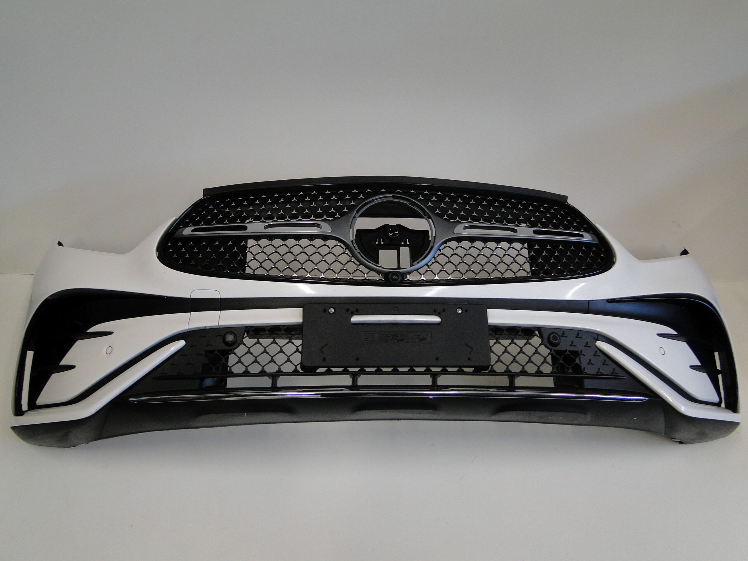 MERCEDES ZDERZAK PRZEDNI AMG NA PTS BIAŁY 149 GLC 254 X254 SUV C254 COUPE - obrazek 6