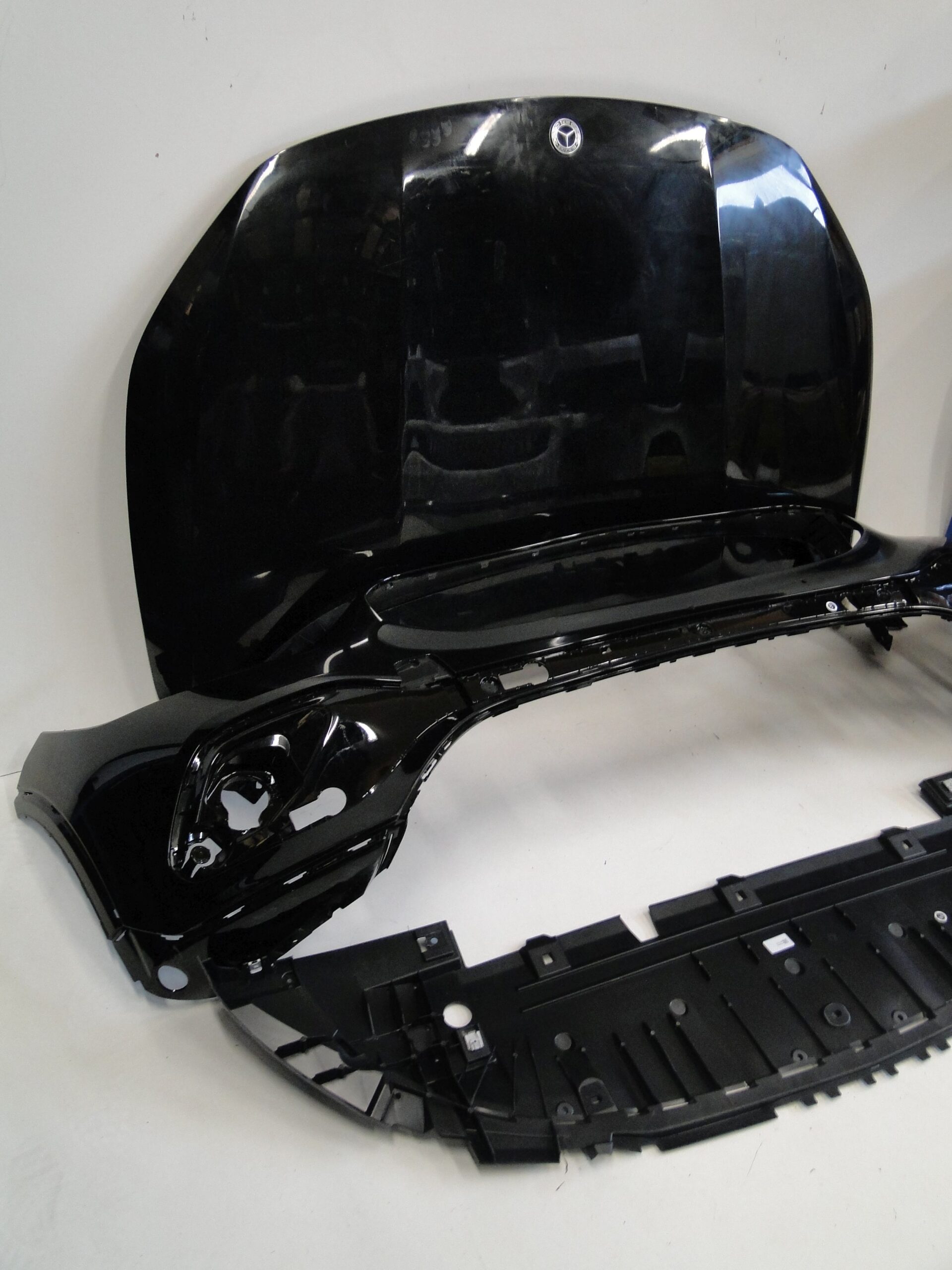 MERCEDES MASKA POKRYWA SILNIKA CZARNA GLA H247 247 EQA H243 243 - obrazek 2