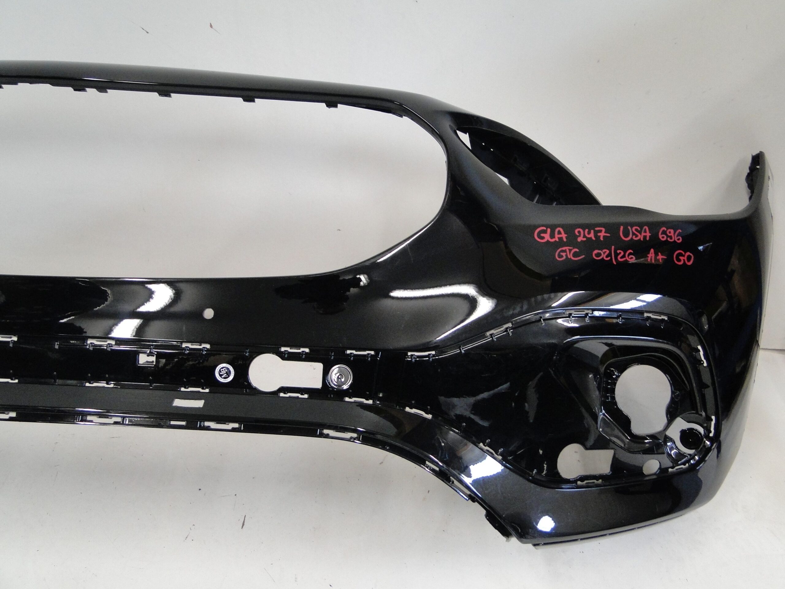 MERCEDES ZDERZAK PRZEDNI USA BEZ CZUJNIKÓW PTS GLA H247 247 PRZED LIFTEM - obrazek 7