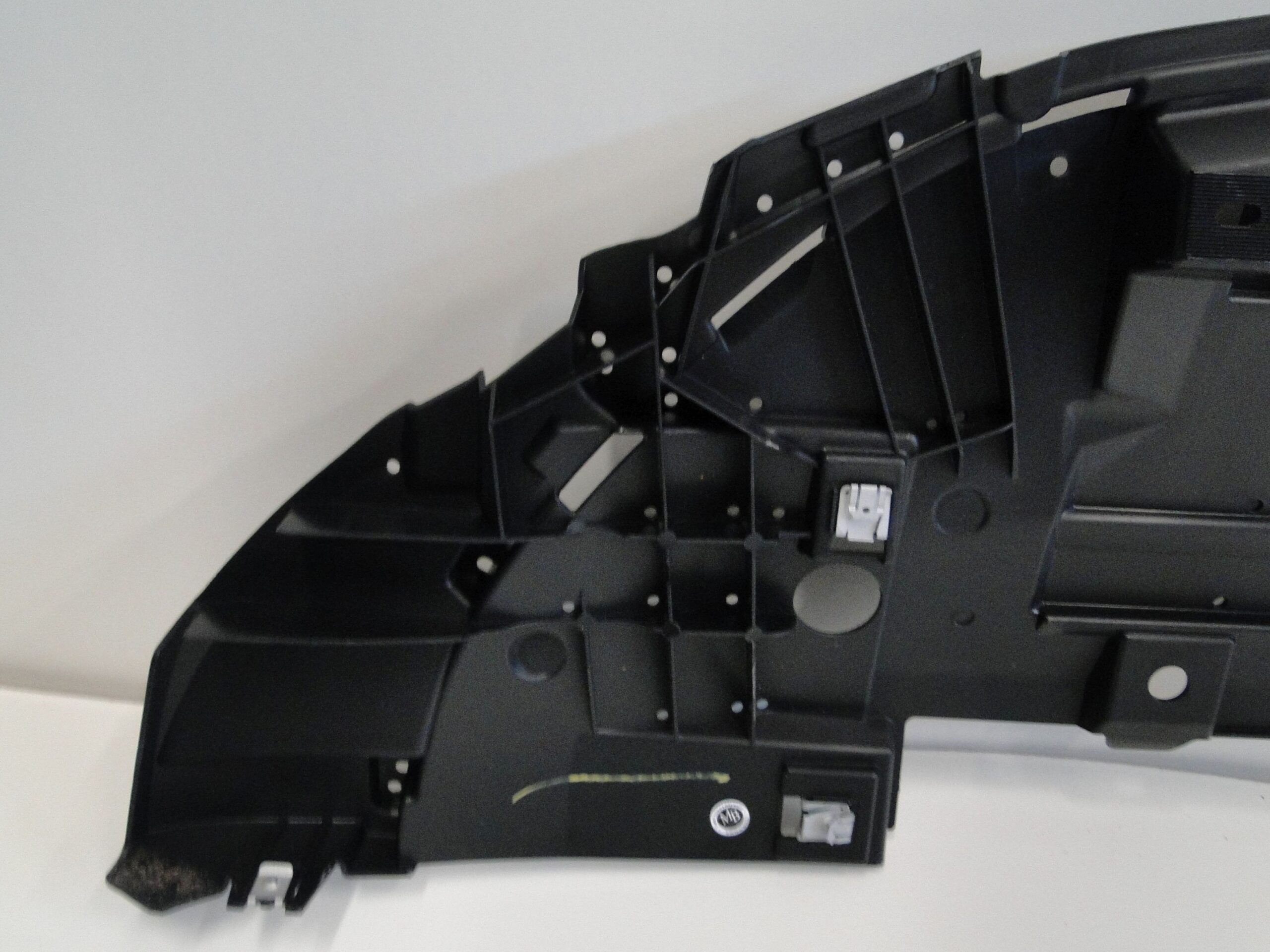 MERCEDES OSŁONA POD ZDERZAK PRZEDNI AMG GLA 247 H247 LIFT - obrazek 3