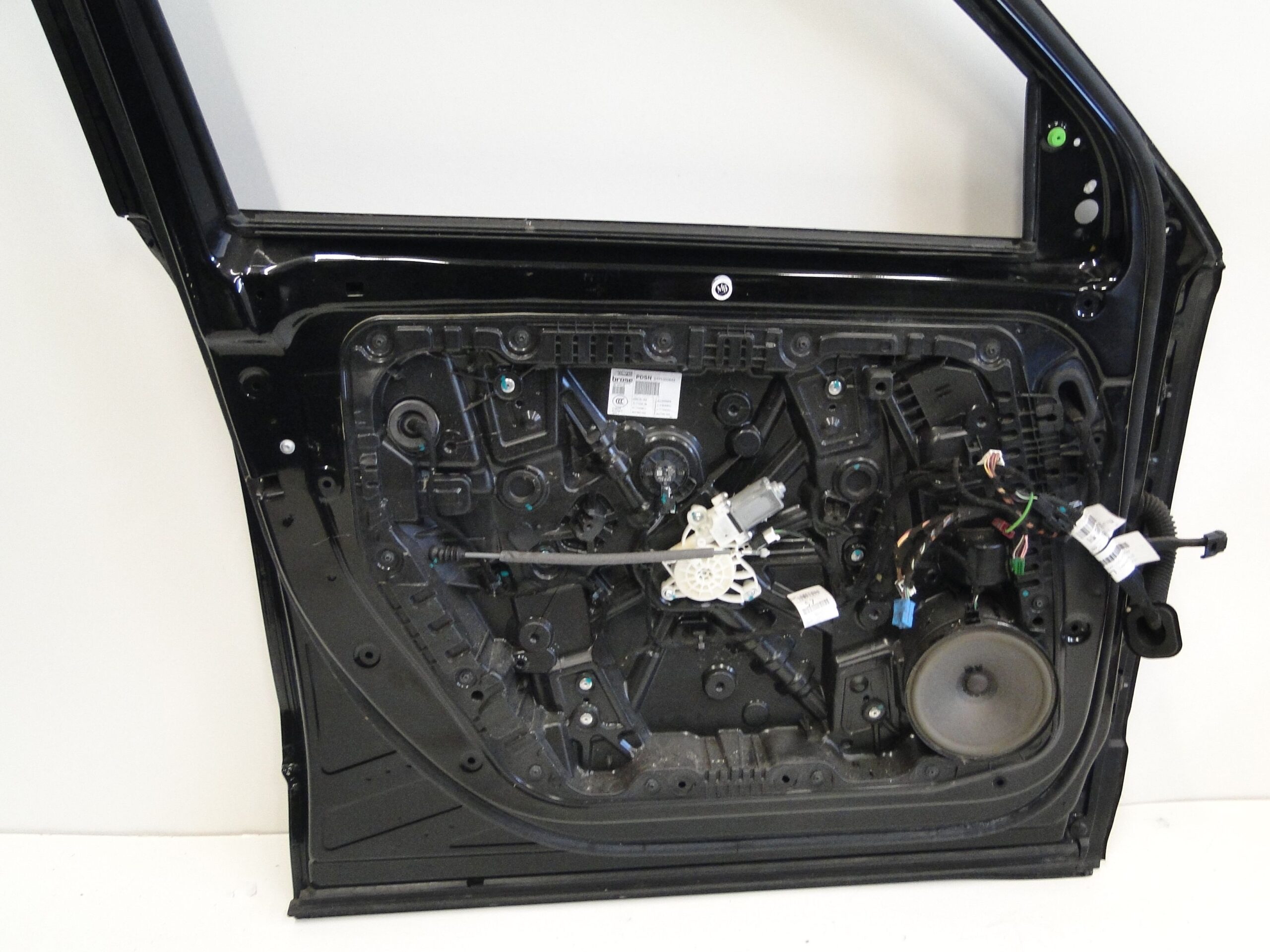 MERCEDES DRZWI PRZEDNIE LEWE CZARNE 191 PRZÓD LEWY GLB 247 X247 - obrazek 12