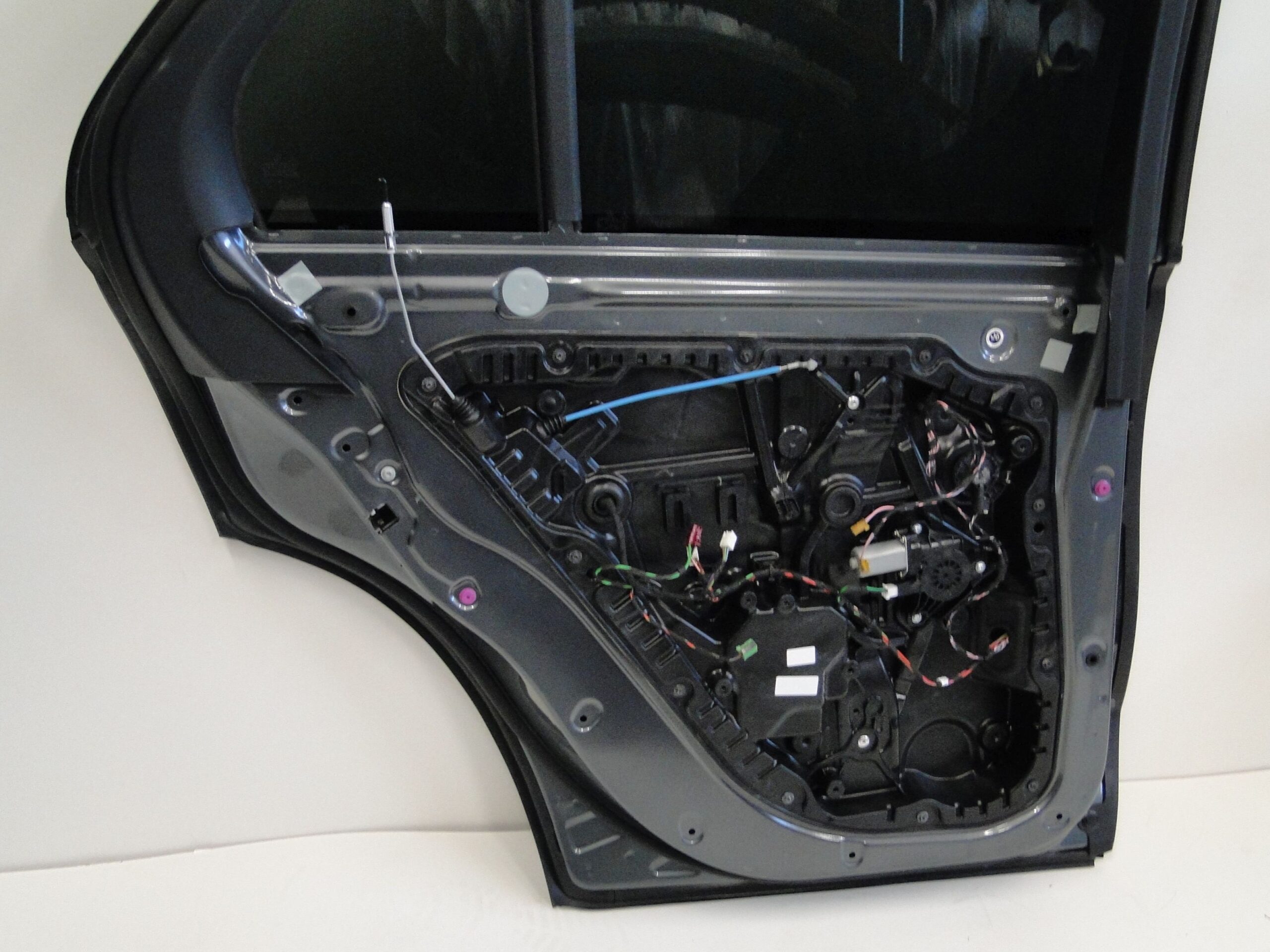 MERCEDES DRZWI TYLNE LEWE SZARE 992 TYŁ GLE 167 W167 SUV - obrazek 13