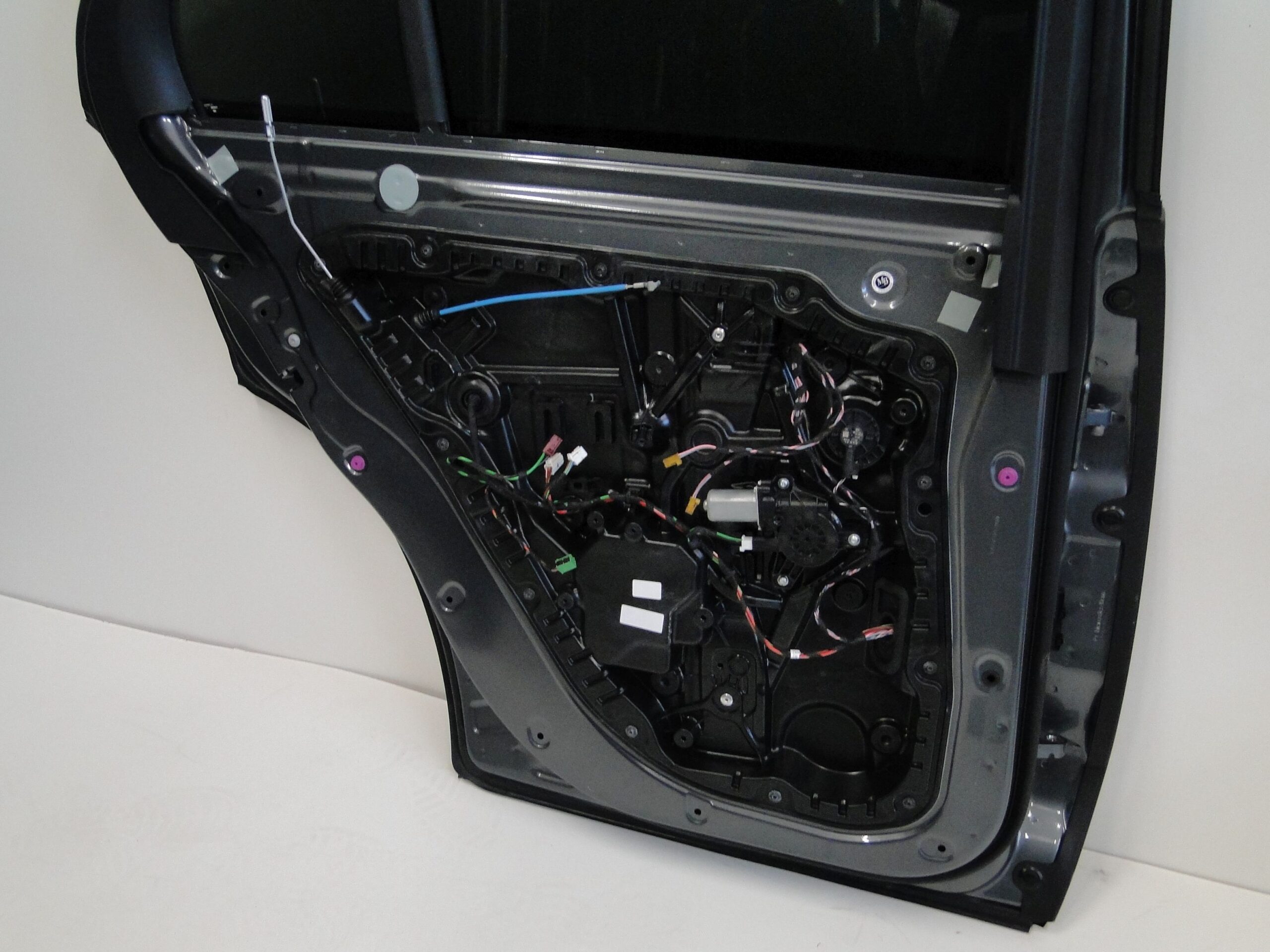 MERCEDES DRZWI TYLNE LEWE SZARE 992 TYŁ GLE 167 W167 SUV - obrazek 15