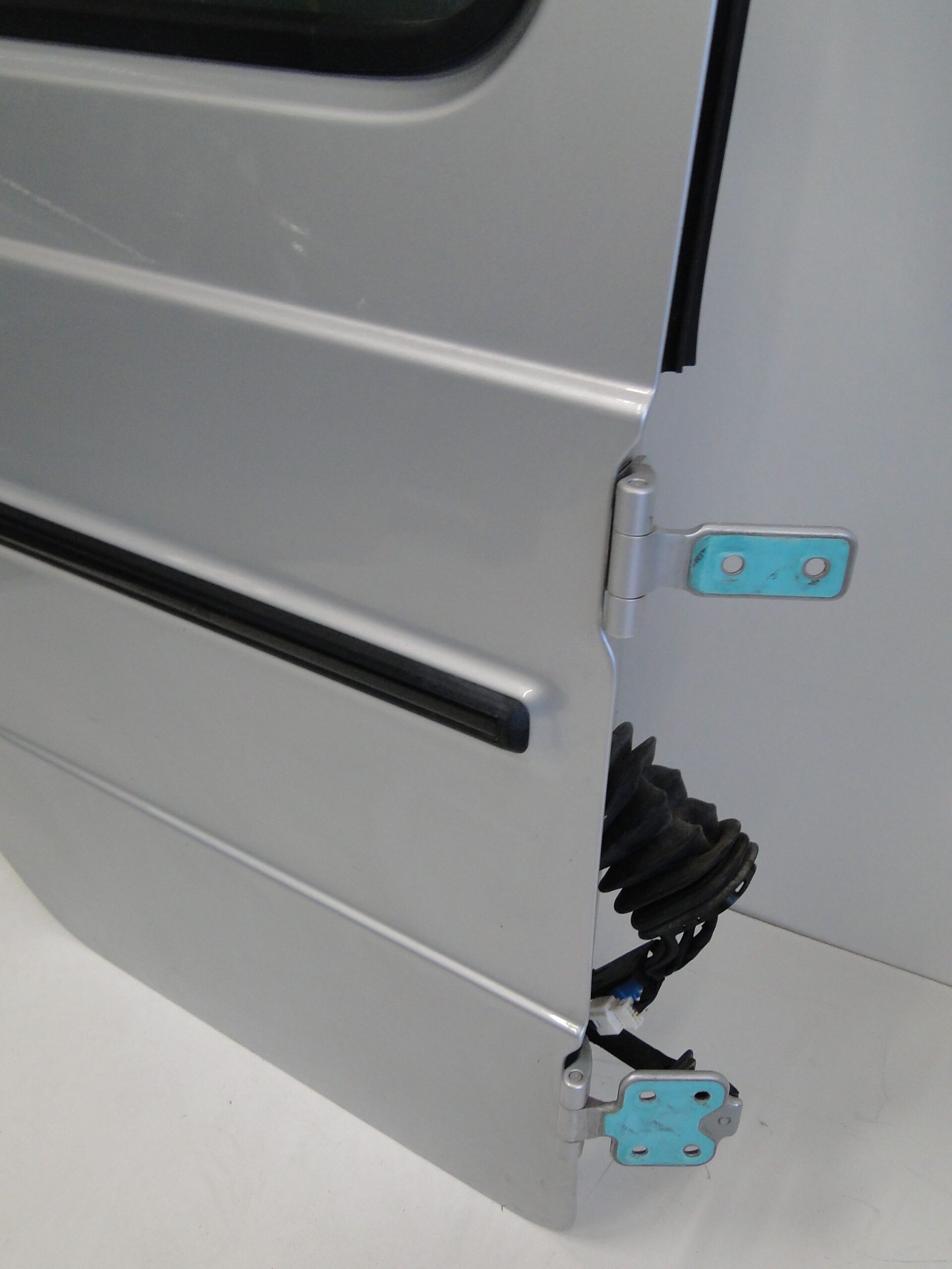 MERCEDES DRZWI PRAWE TYLNE SREBRNE TYŁ PRAWY G KLASA III 463 W463 2018- - obrazek 8