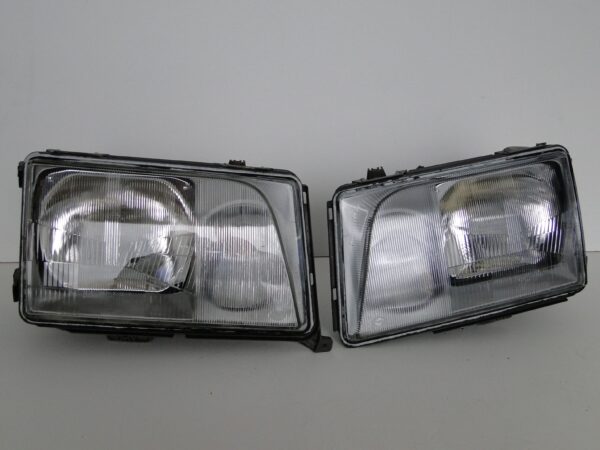 MERCEDES LAMPA LEWA ZWYKŁA H4 HALOGEN E KLASA 124 W124 LIFT PO LIFCIE