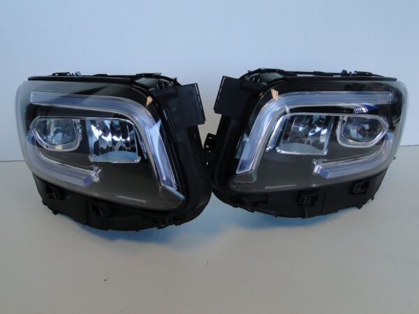 MERCEDES LAMPA PRAWA LED HIGH PERFORMANCE GLB X247 247 PRZED LIFTEM