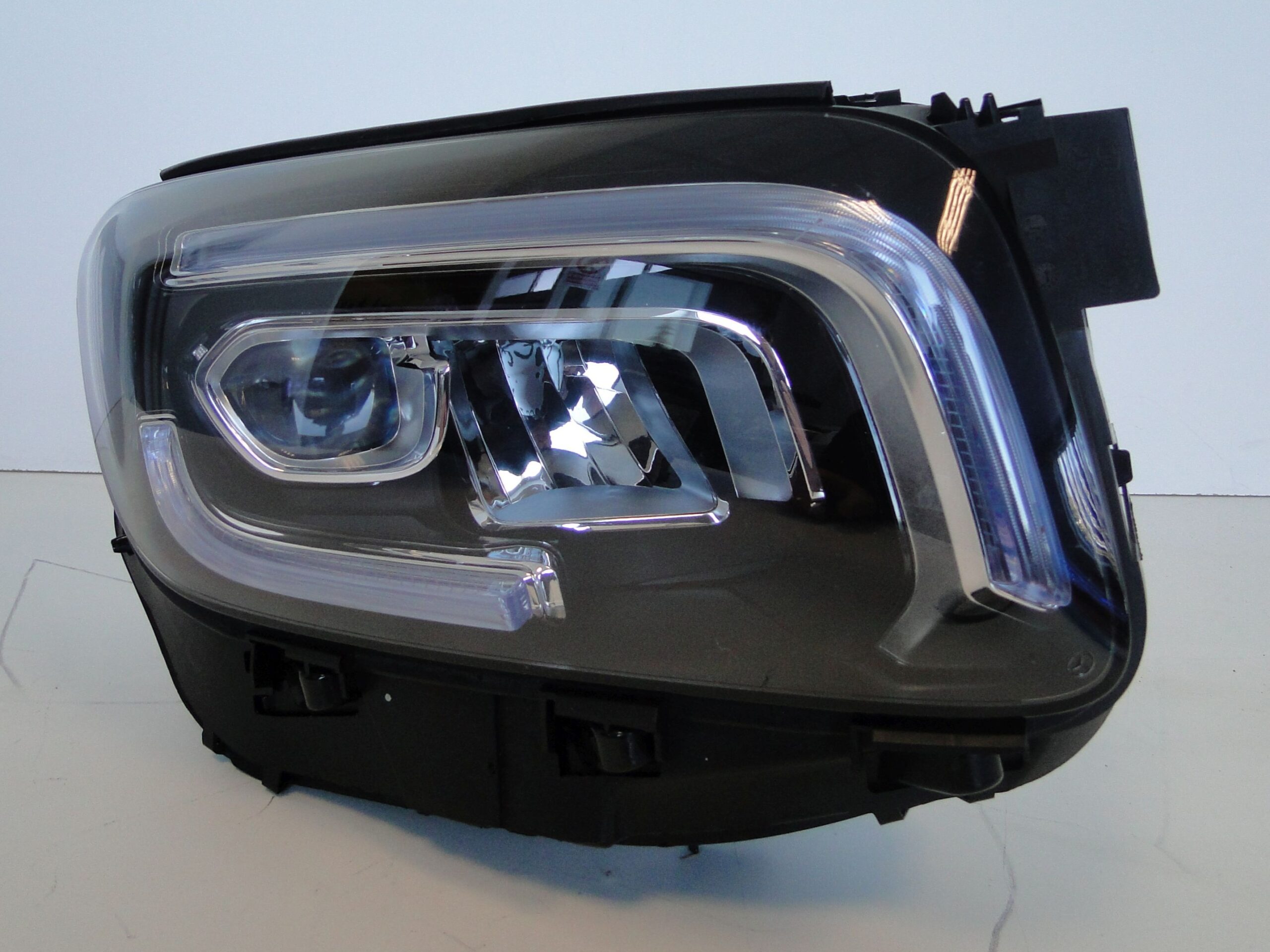 MERCEDES LAMPA PRAWA LED HIGH PERFORMANCE GLB X247 247 PRZED LIFTEM - obrazek 8