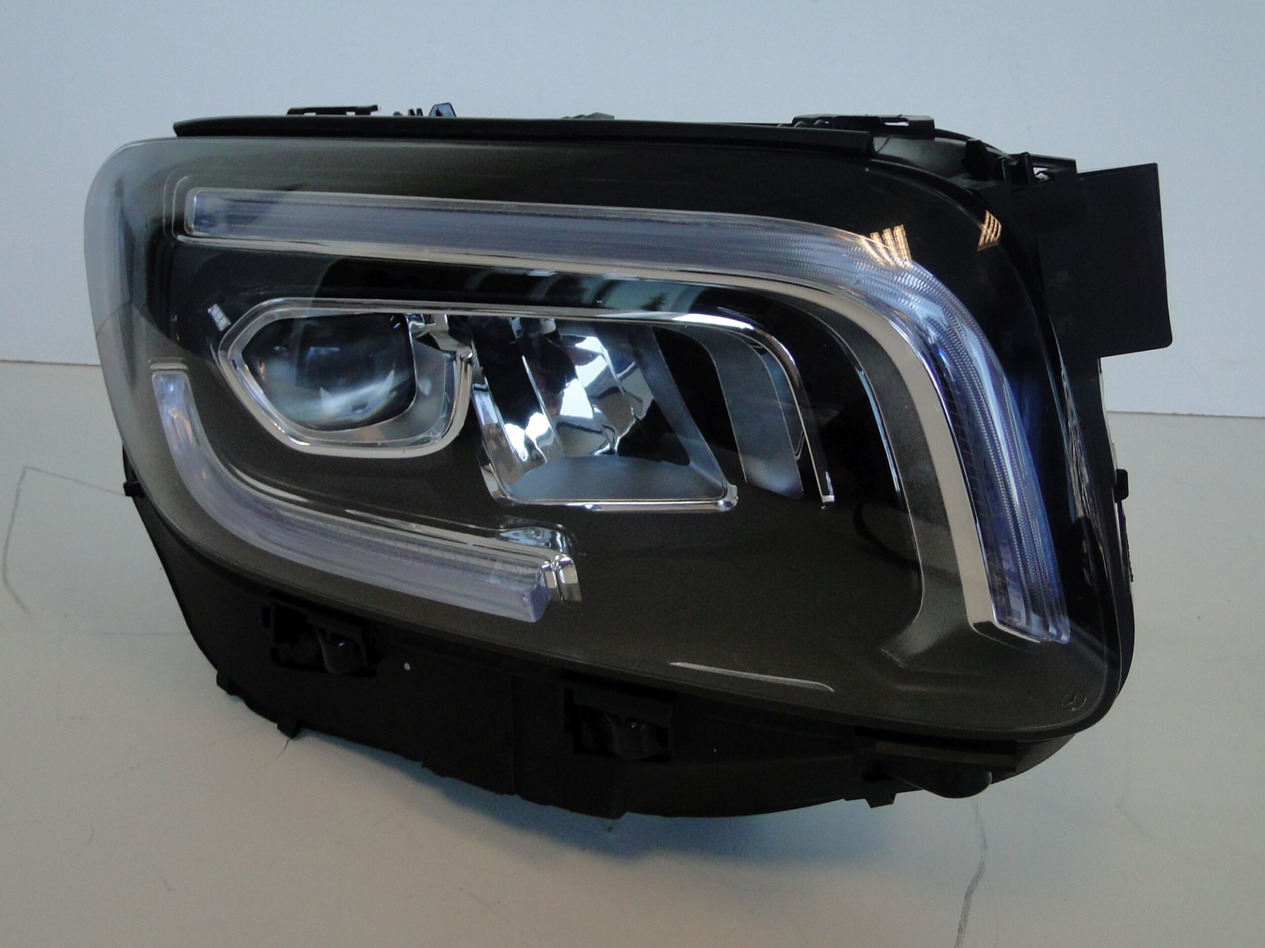 MERCEDES LAMPA PRAWA LED HIGH PERFORMANCE GLB X247 247 PRZED LIFTEM - obrazek 9