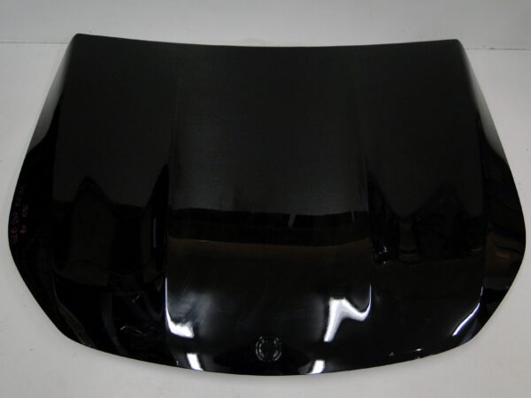 MERCEDES MASKA POKRYWA SILNIKA CZARNA 696 GLB 247 X247