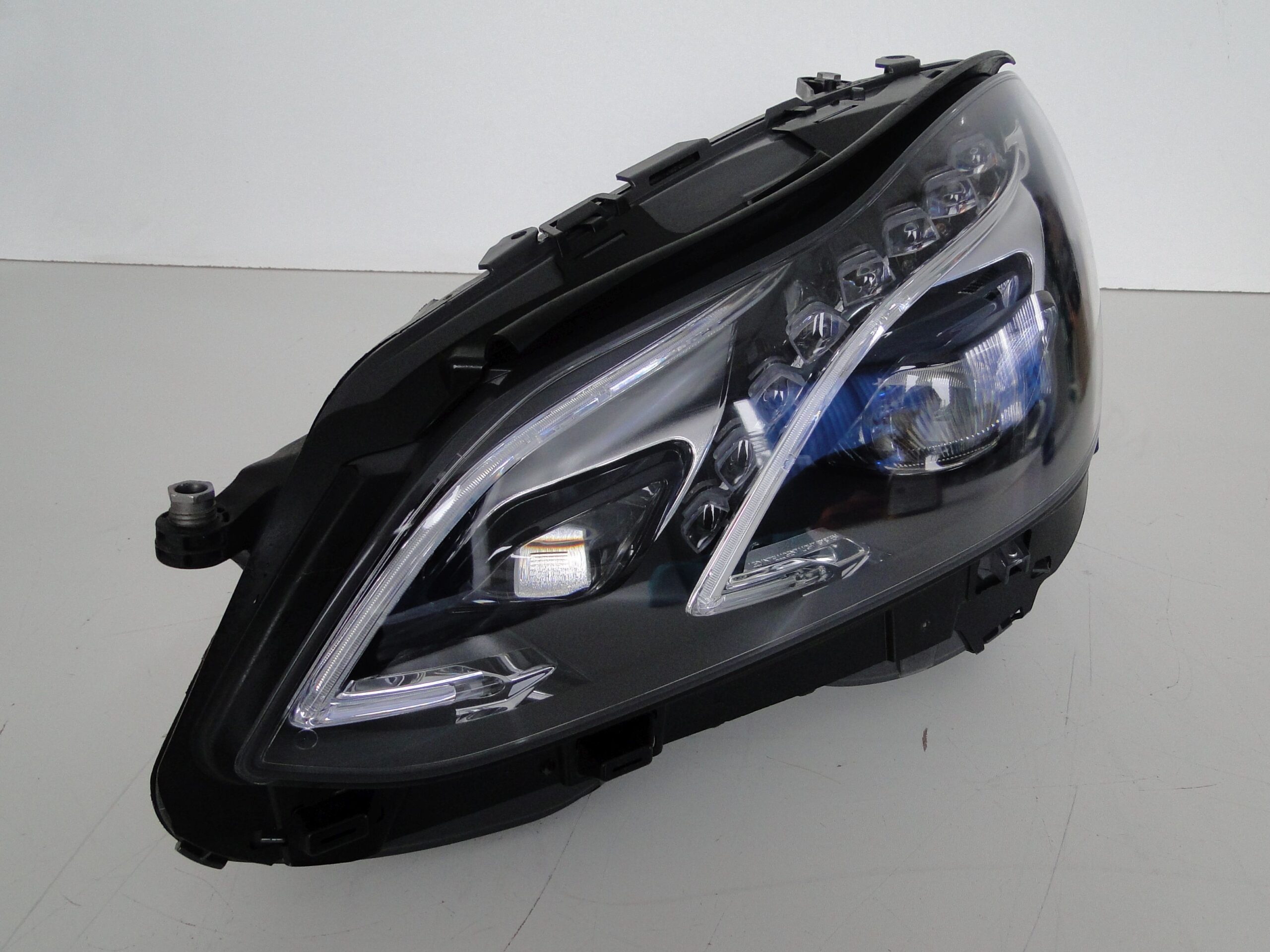MERCEDES LAMPA PRZEDNIA LEWA LED ILS E KLASA 212 W212 S212 LIFT - obrazek 2