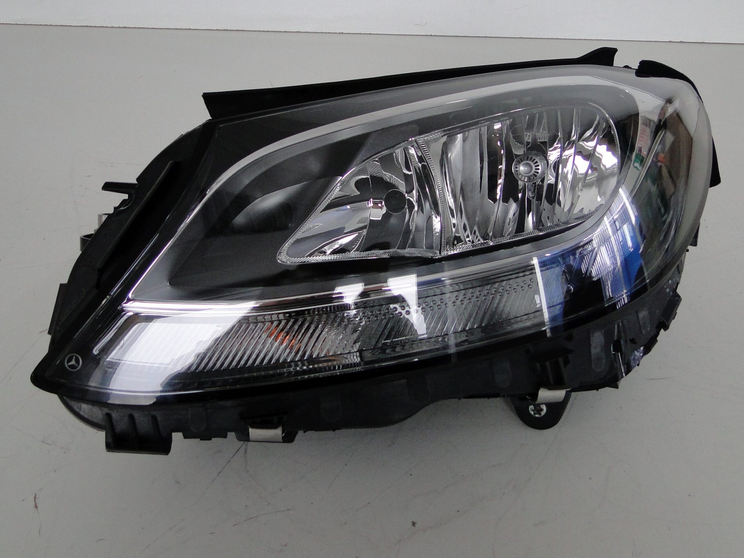 MERCEDES LAMPA LEWA ZWYKŁA H7 EUROPEJSKA C KLASA 205 W205 S205 - obrazek 2
