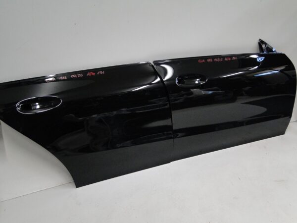 MERCEDES DRZWI PRZEDNIE PRAWE CZARNE 191 PRZÓD PRAWY CLA 118 C118 X118 W118
