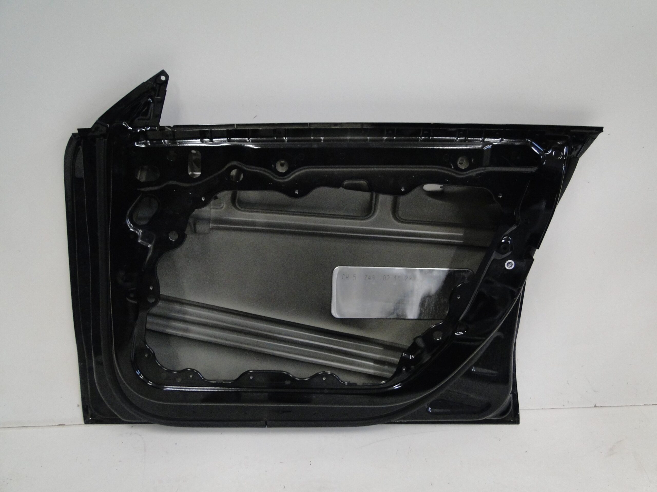 MERCEDES DRZWI PRZEDNIE PRAWE CZARNE 191 PRZÓD PRAWY CLA 118 C118 X118 W118 - obrazek 10