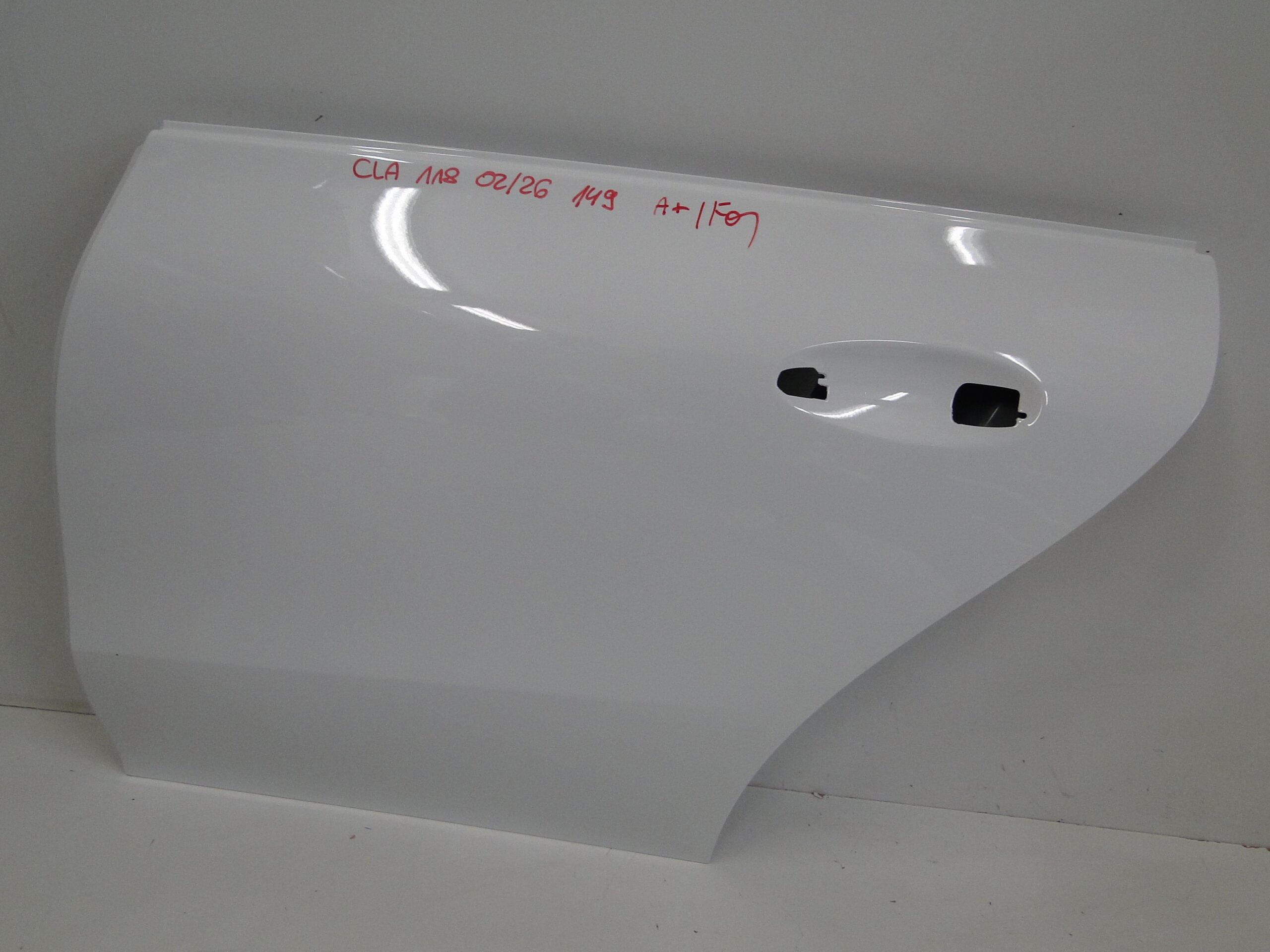 MERCEDES DRZWI TYLNE LEWE BIAŁE 149 TYŁ LEWY CLA 118 C118 X118 W118 - obrazek 4