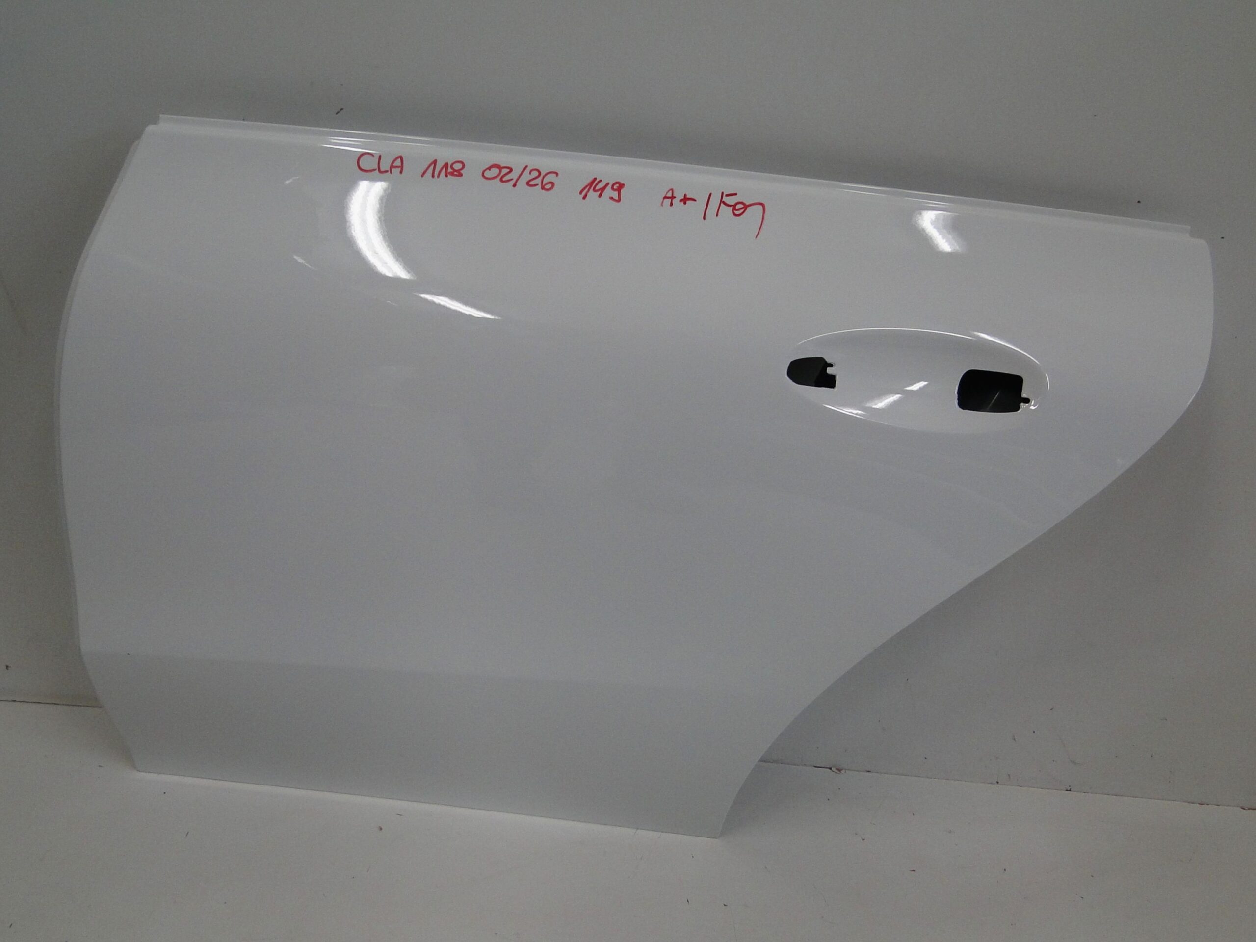 MERCEDES DRZWI TYLNE LEWE BIAŁE 149 TYŁ LEWY CLA 118 C118 X118 W118 - obrazek 9