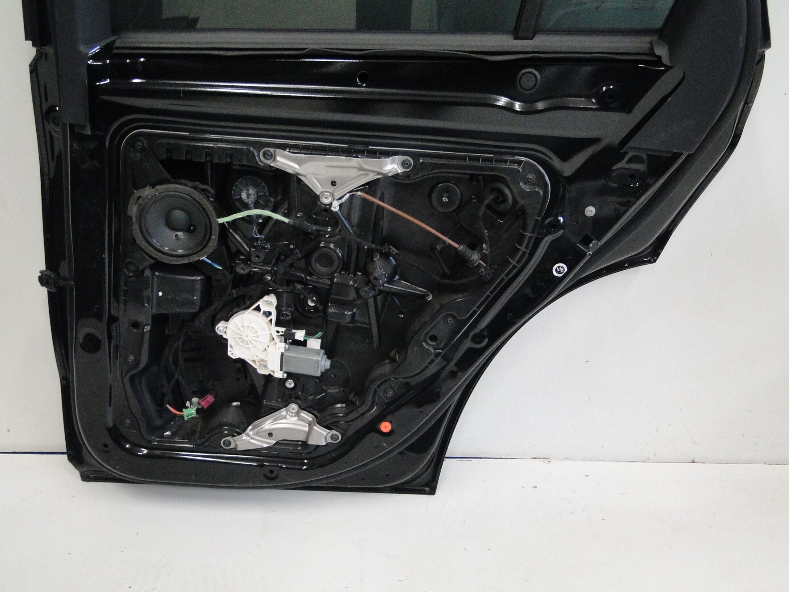 MERCEDES DRZWI TYLNE PRAWE TYŁ PRAWY CZARNE 197 GLC 254 X254 SUV - obrazek 16