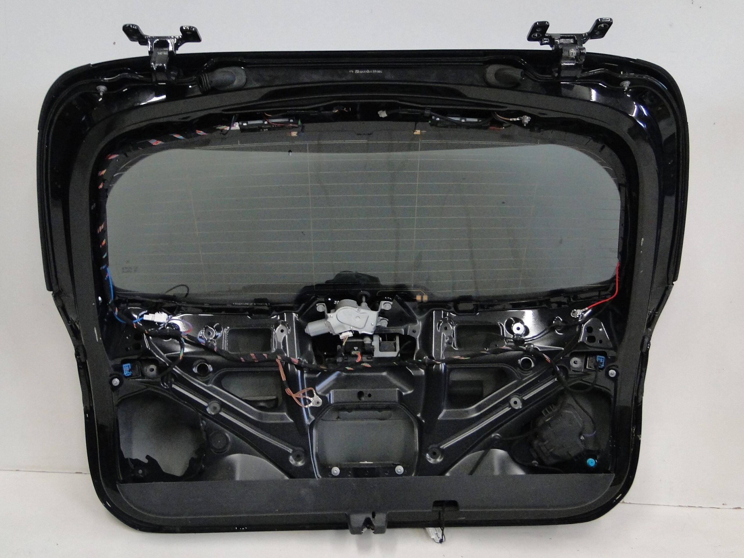 MERCEDES KLAPA TYLNA BAGAŻNIKA SZYBA CZARNA 197 GLC 254 X254 SUV - obrazek 9