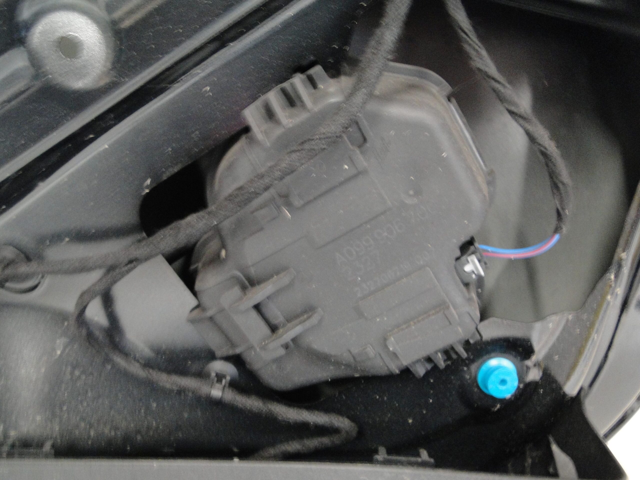 MERCEDES KLAPA TYLNA BAGAŻNIKA SZYBA CZARNA 197 GLC 254 X254 SUV - obrazek 11