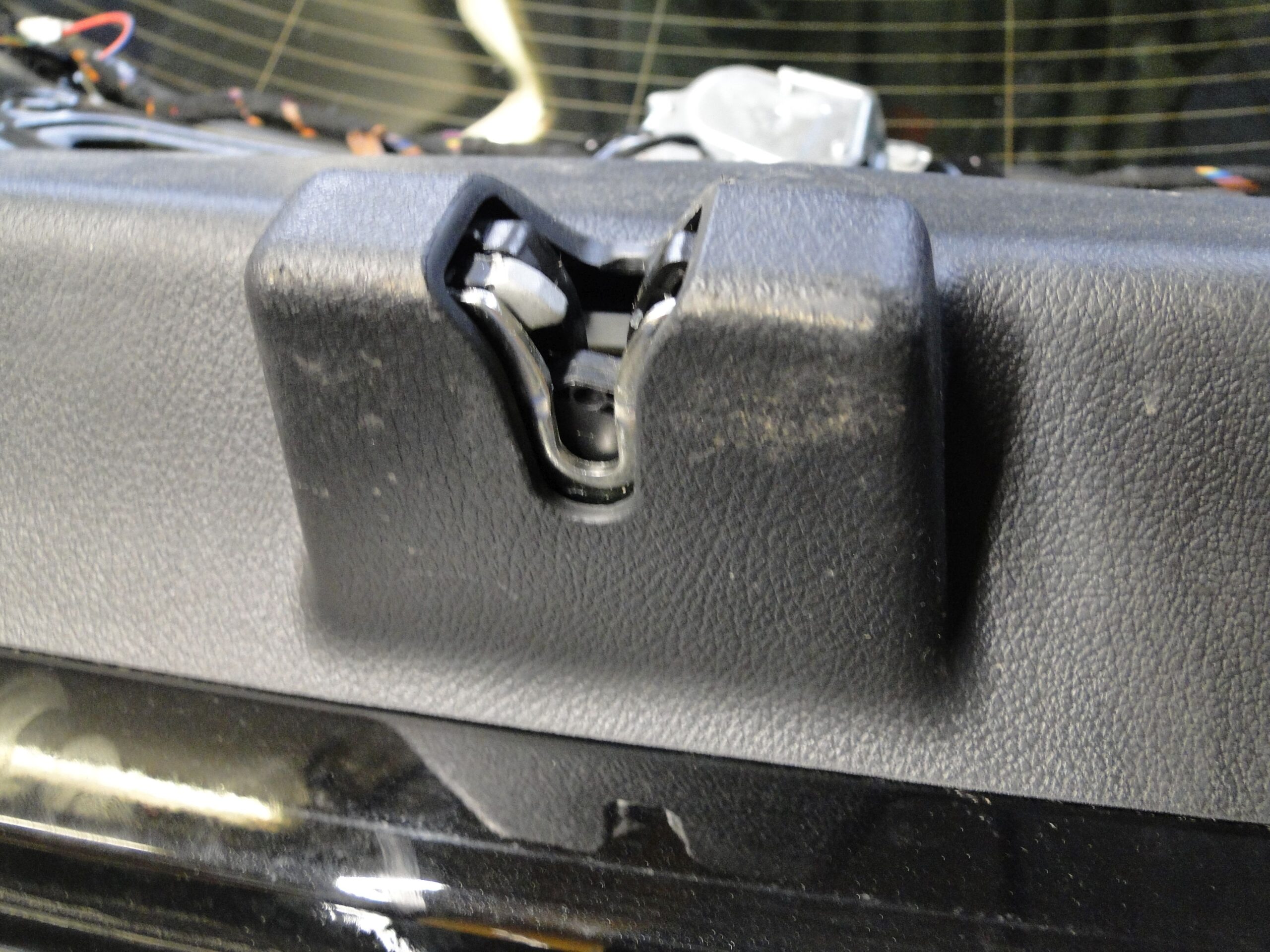 MERCEDES KLAPA TYLNA BAGAŻNIKA SZYBA CZARNA 197 GLC 254 X254 SUV - obrazek 17