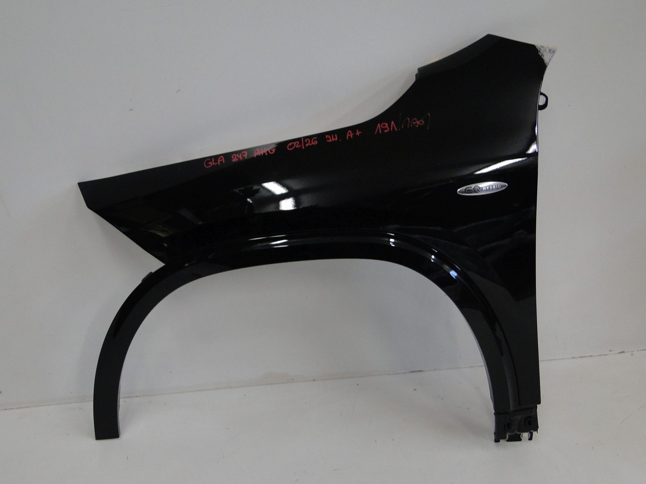 MERCEDES BŁOTNIK PRZEDNI LEWY CZARNY + LISTWA POSZERZENIE AMG GLA H247 247 - obrazek 4