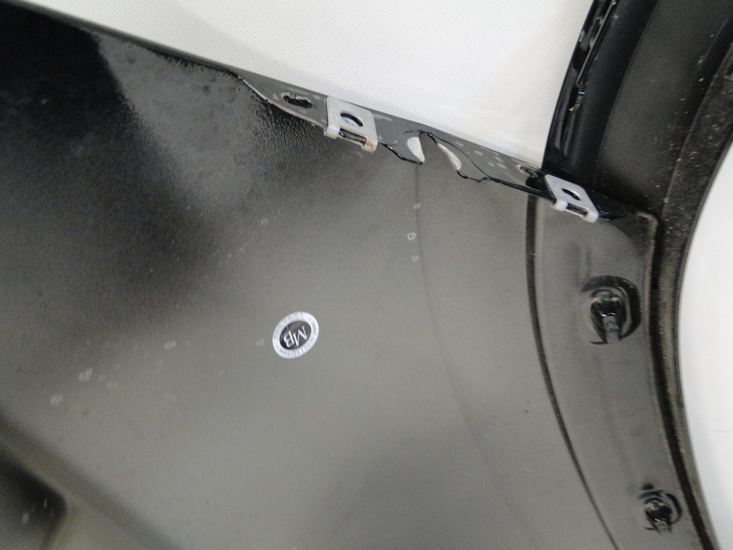 MERCEDES BŁOTNIK PRZEDNI LEWY CZARNY + LISTWA POSZERZENIE AMG GLA H247 247 - obrazek 12