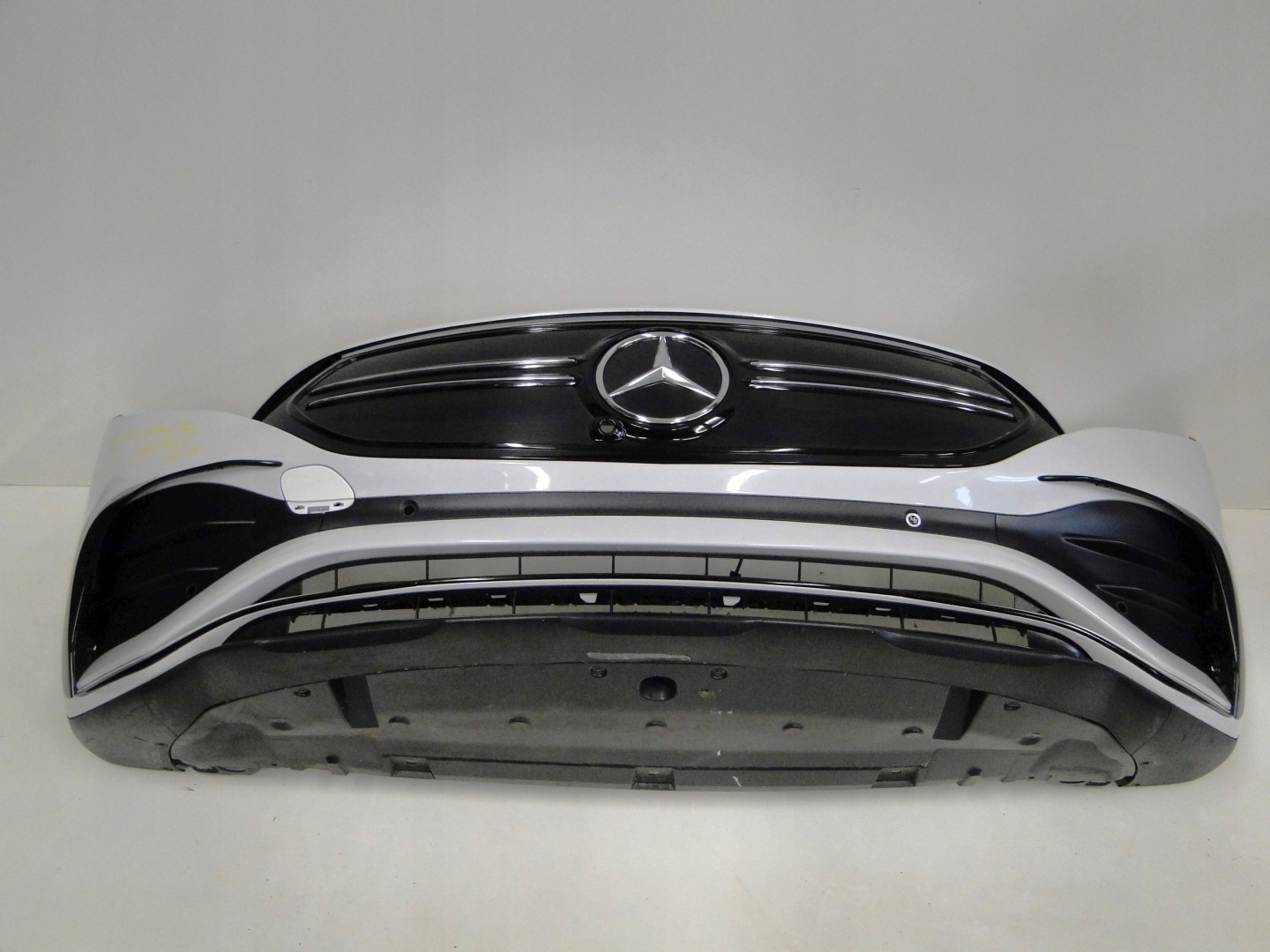 MERCEDES ZDERZAK PRZEDNI AMG PTS BIAŁY 144 EQB 243 X243 PRZED LIFTEM - obrazek 3