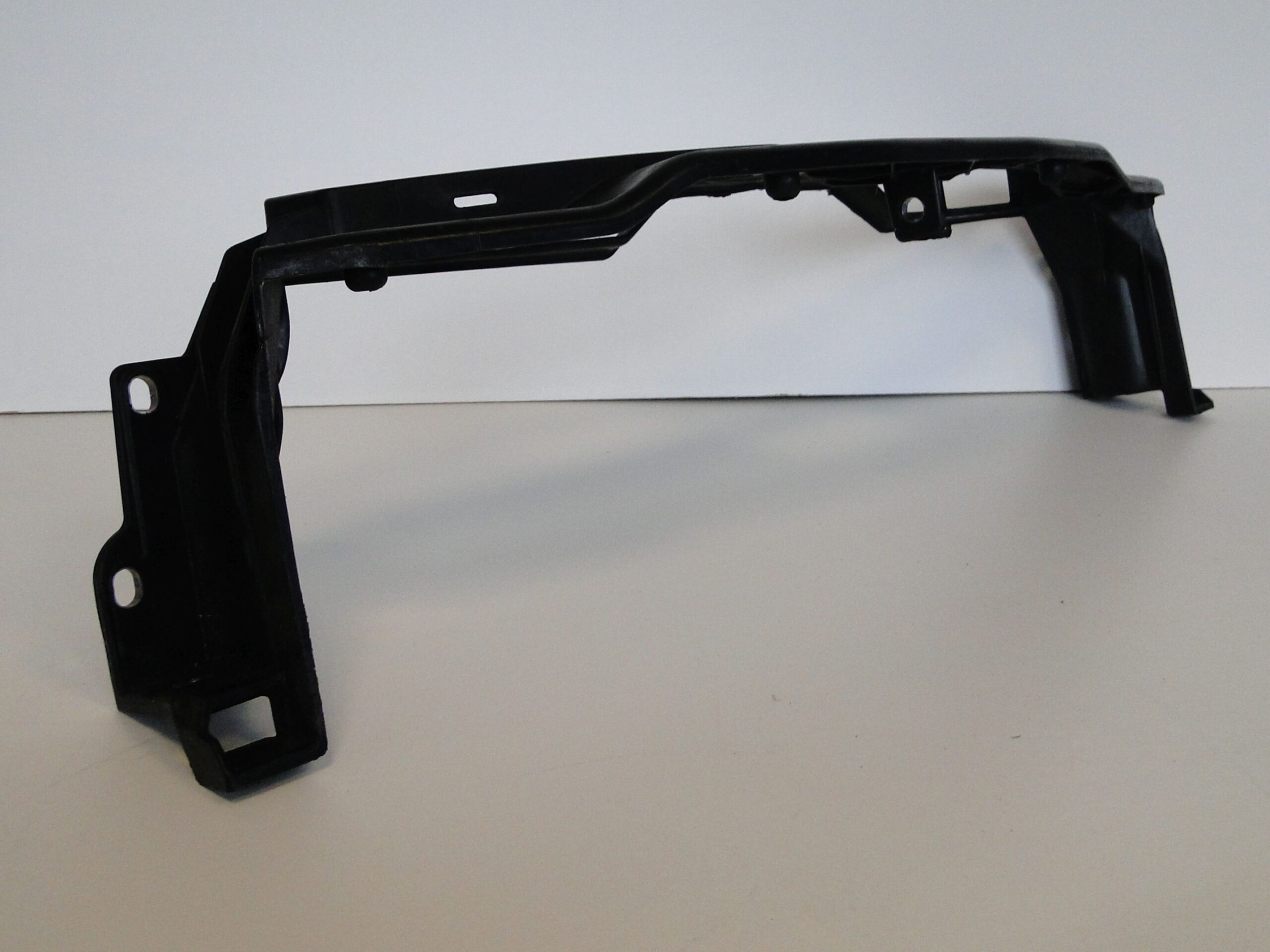 MERCEDES PAS PRZEDNI CZOŁOWY WZMONCNIENIE CLS 218 W218 C218 X218 - obrazek 4