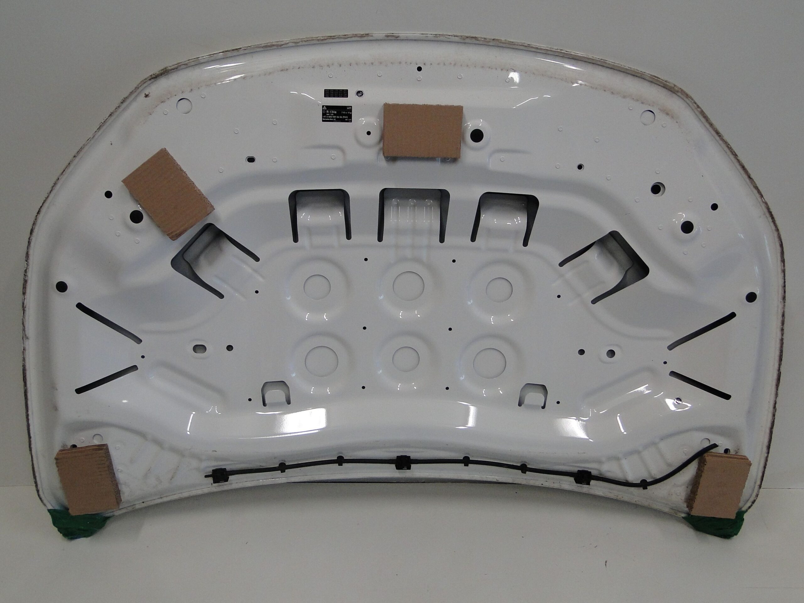 MERCEDES MASKA POKRYWA SILNIKA BIAŁA 149 EQA 243 H243 GLA 247 H247 - obrazek 9