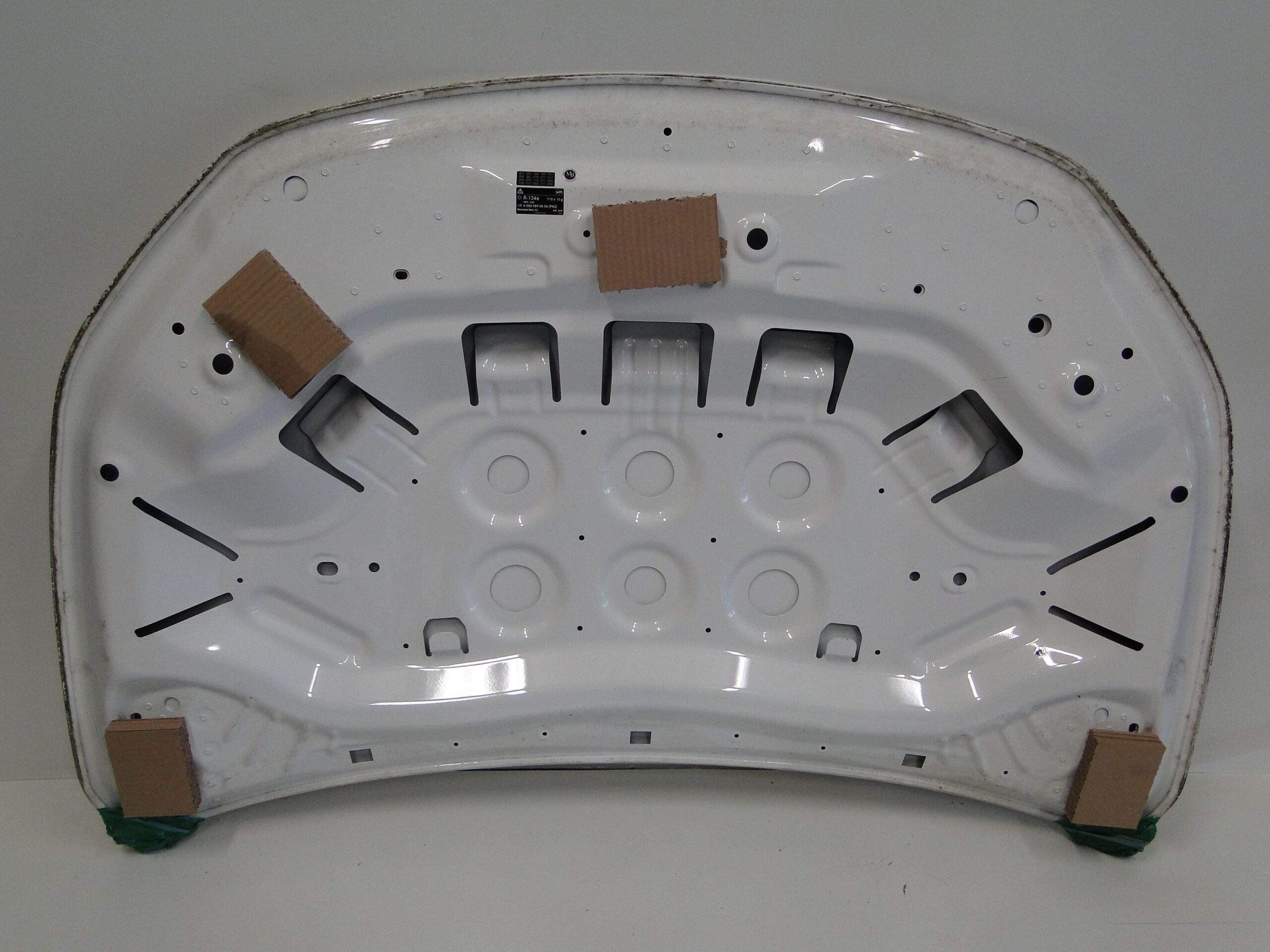 MERCEDES MASKA POKRYWA SILNIKA BIAŁA 149 GLA 247 H247 EQA 243 H243 - obrazek 6